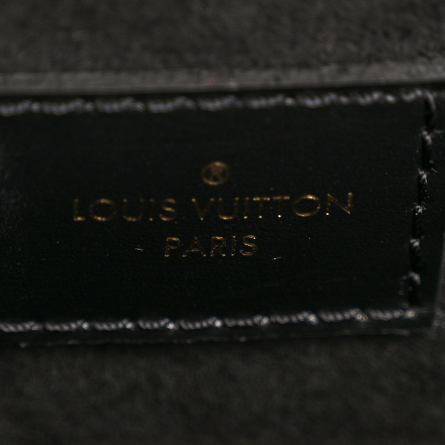 Reverse Monogram Pochette Metis