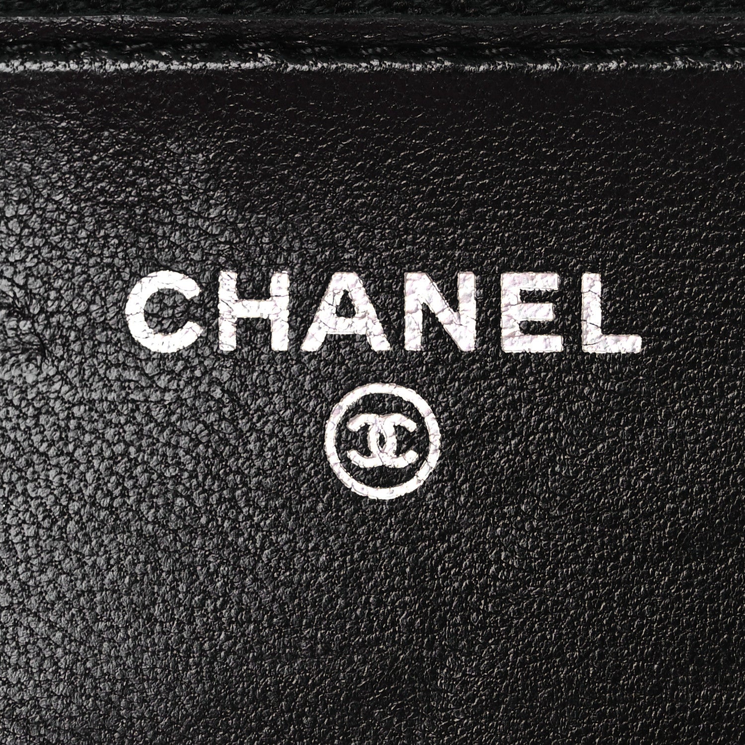 Lambskin Quilted Wallet On Chain WOC Black
