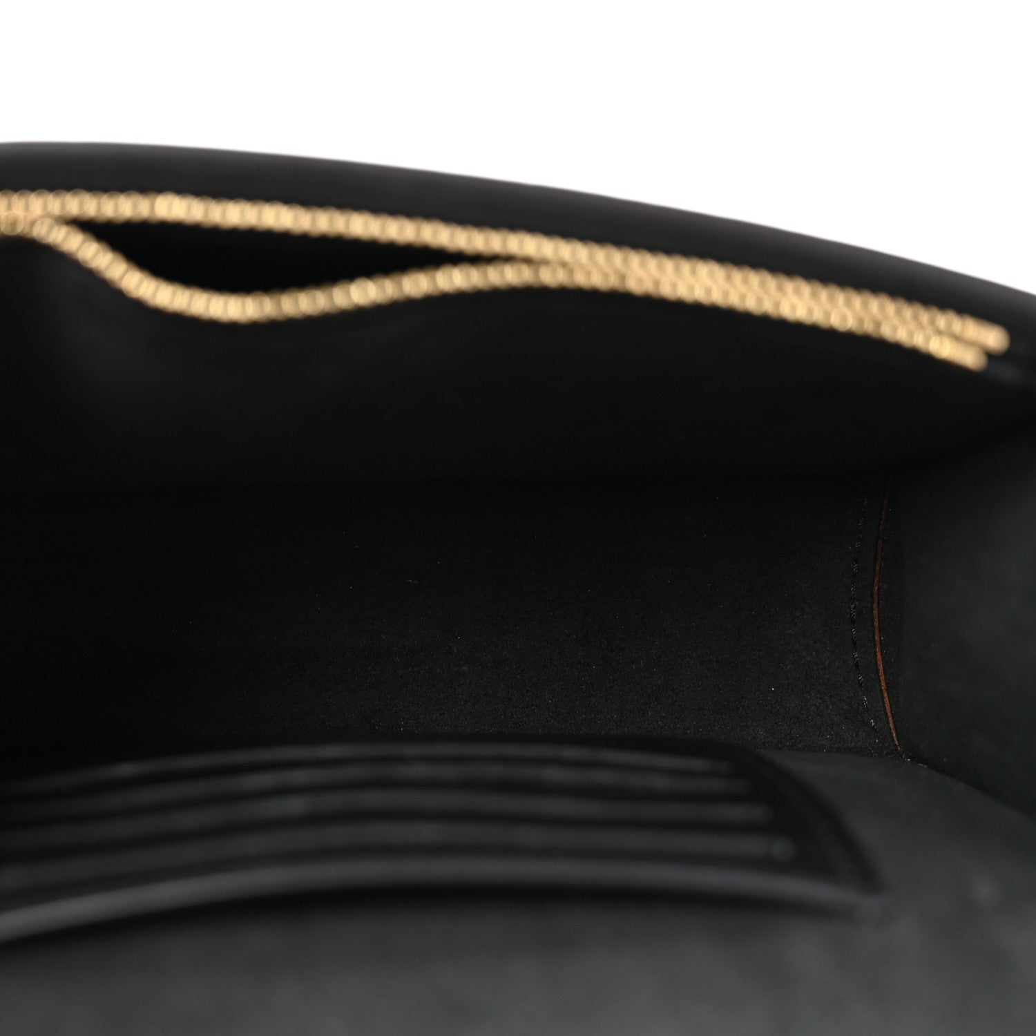 Reverse Monogram Dauphine Chain Wallet