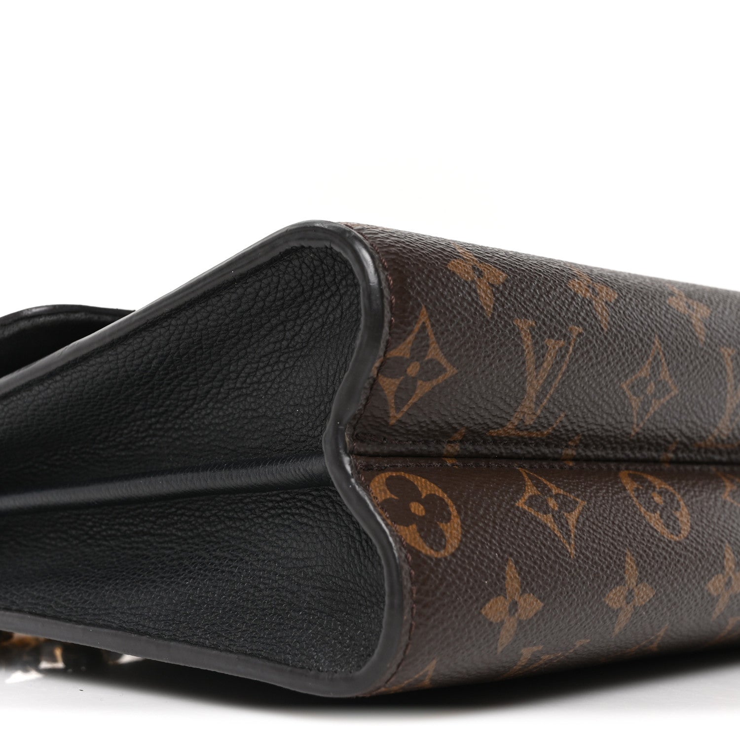 Monogram Victoire Black