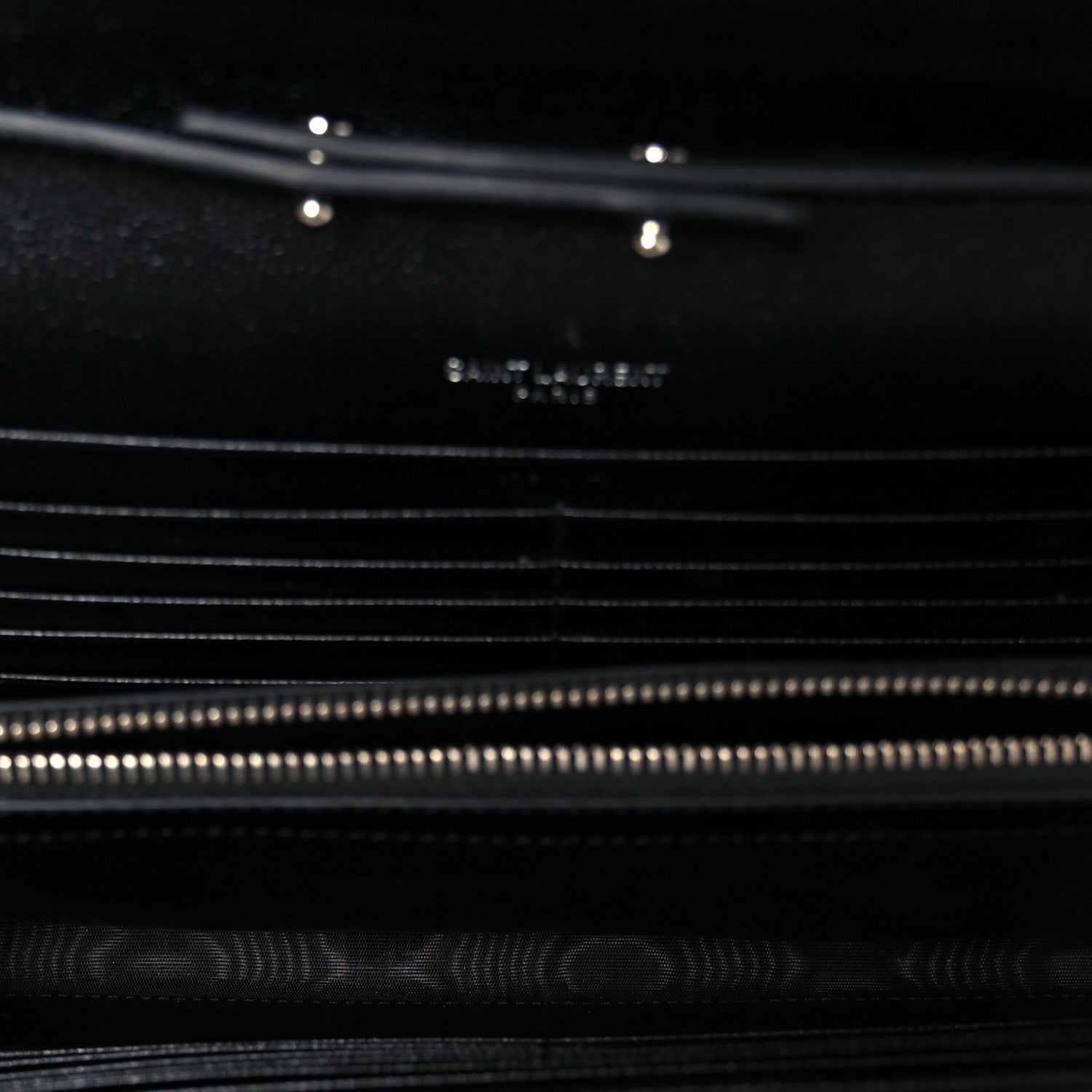 Grain De Poudre Matelasse Chevron Monogram Chain Wallet Black