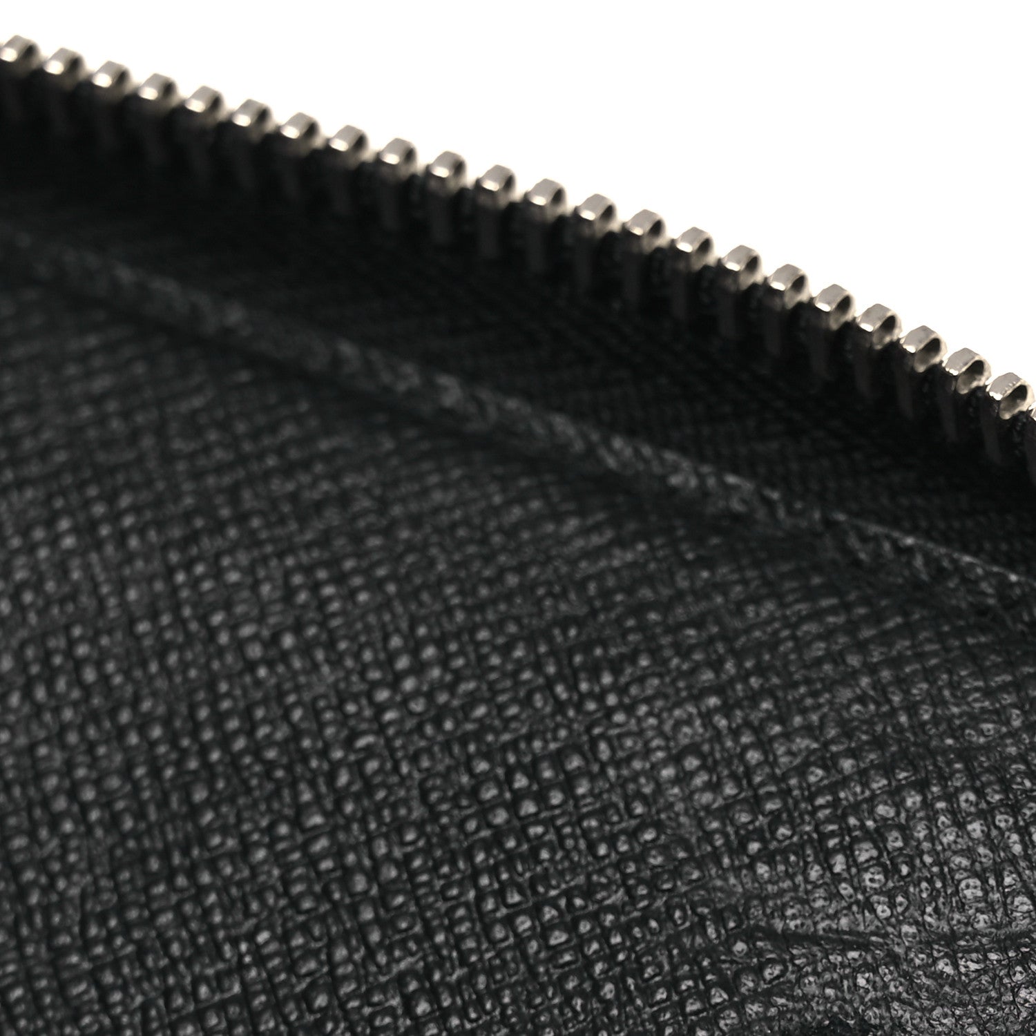 Damier Graphite Zippy Organizer Wallet