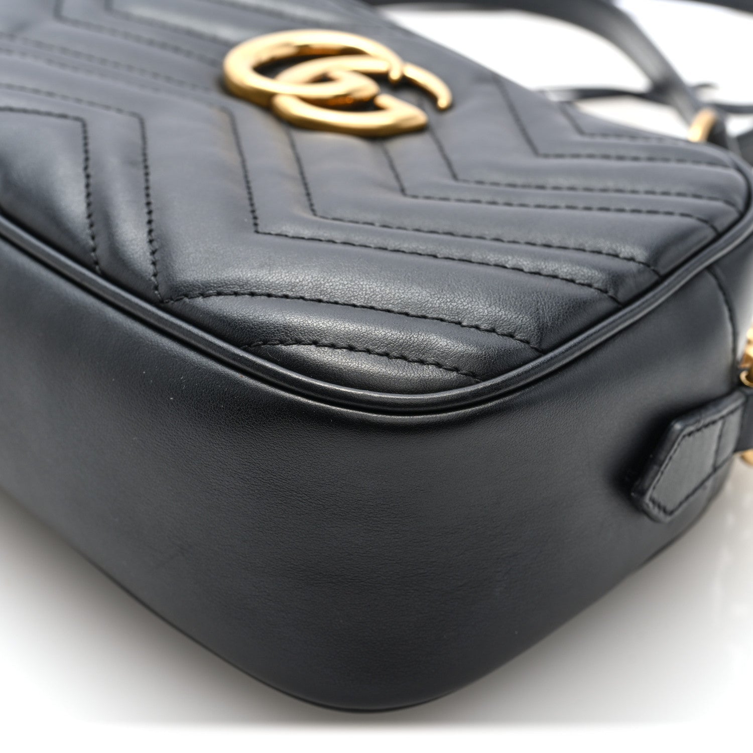 Calfskin Matelasse Small GG Marmont Chain Shoulder Bag Black