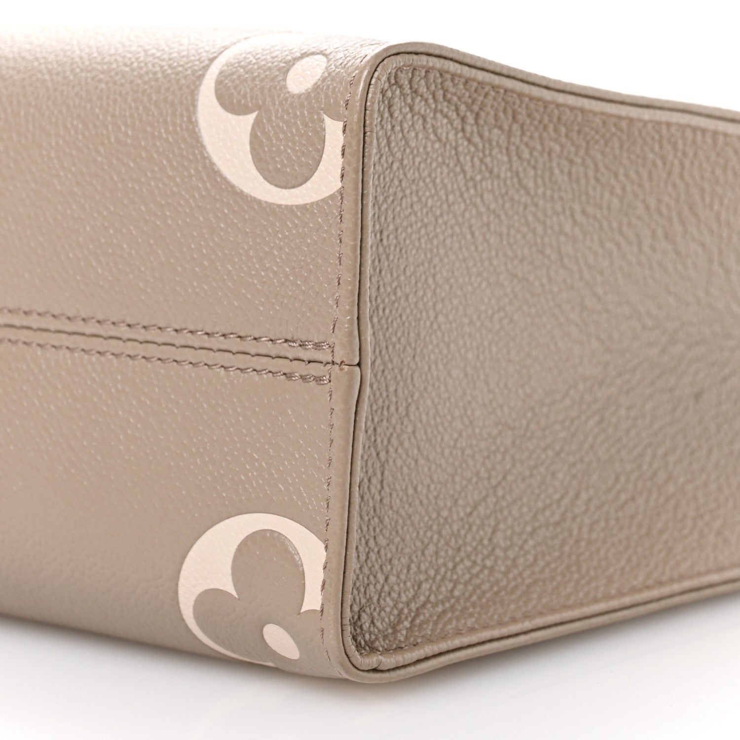 Empreinte Monogram Giant Onthego PM Tourterelle Creme