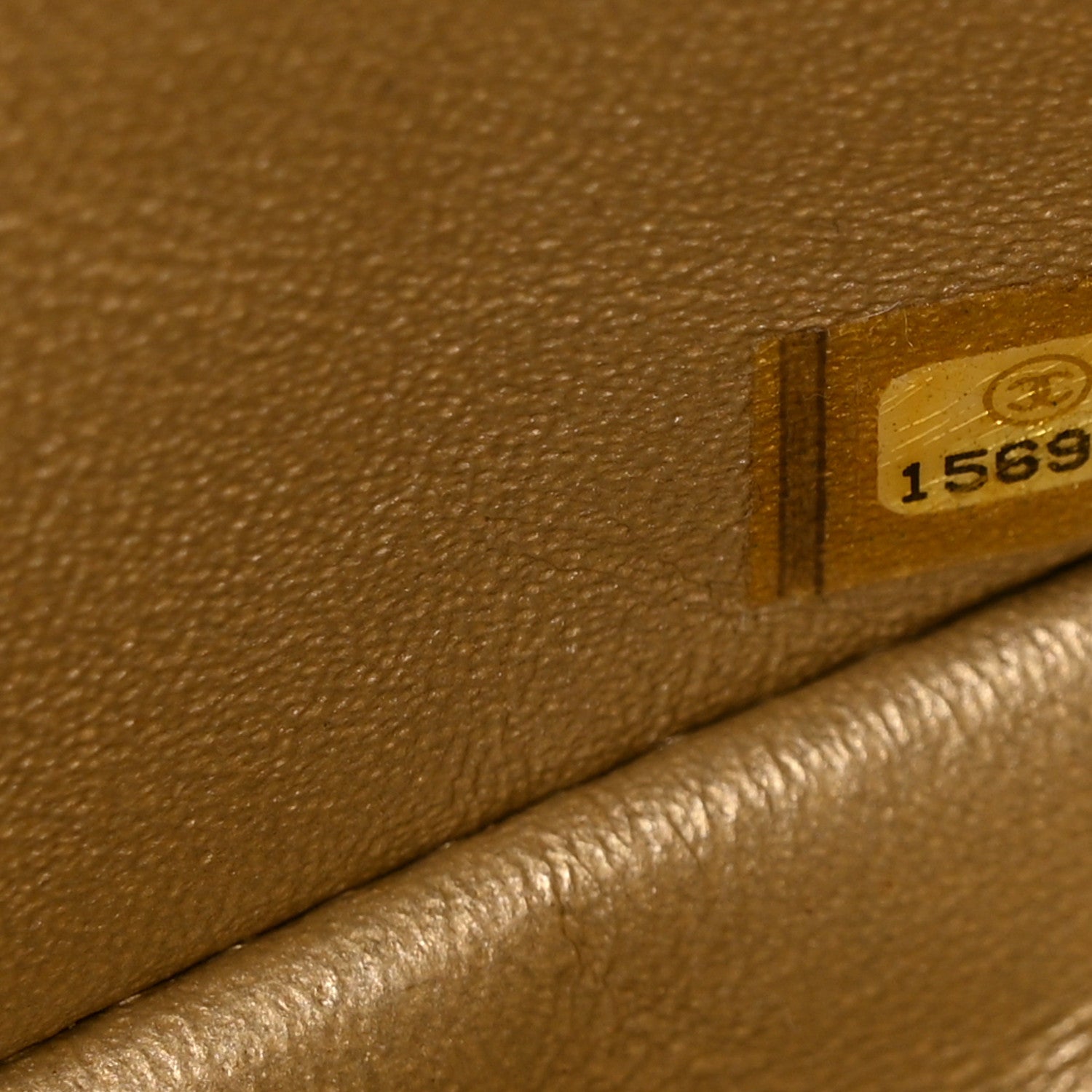 Metallic Aged Calfskin Quilted 2.55 Reissue 226 Flap Pale Gold