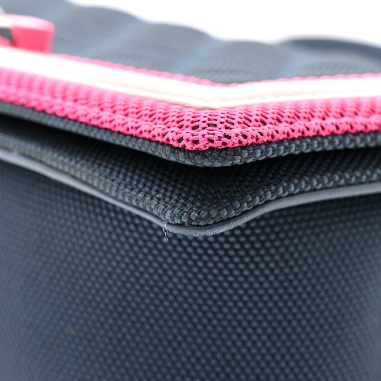 Canvas Quilted Medium Fluo Boy Flap Dark Navy Fuchsia Grey