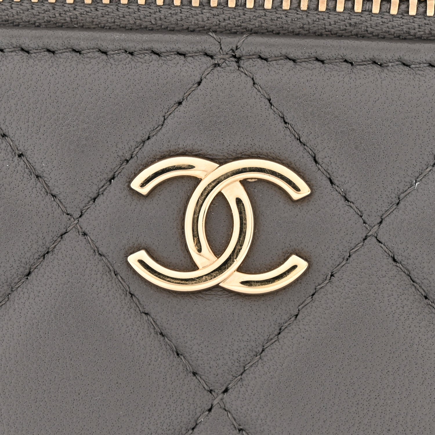 Lambskin Quilted Small Top Handle Vanity Case With Chain Dark Grey