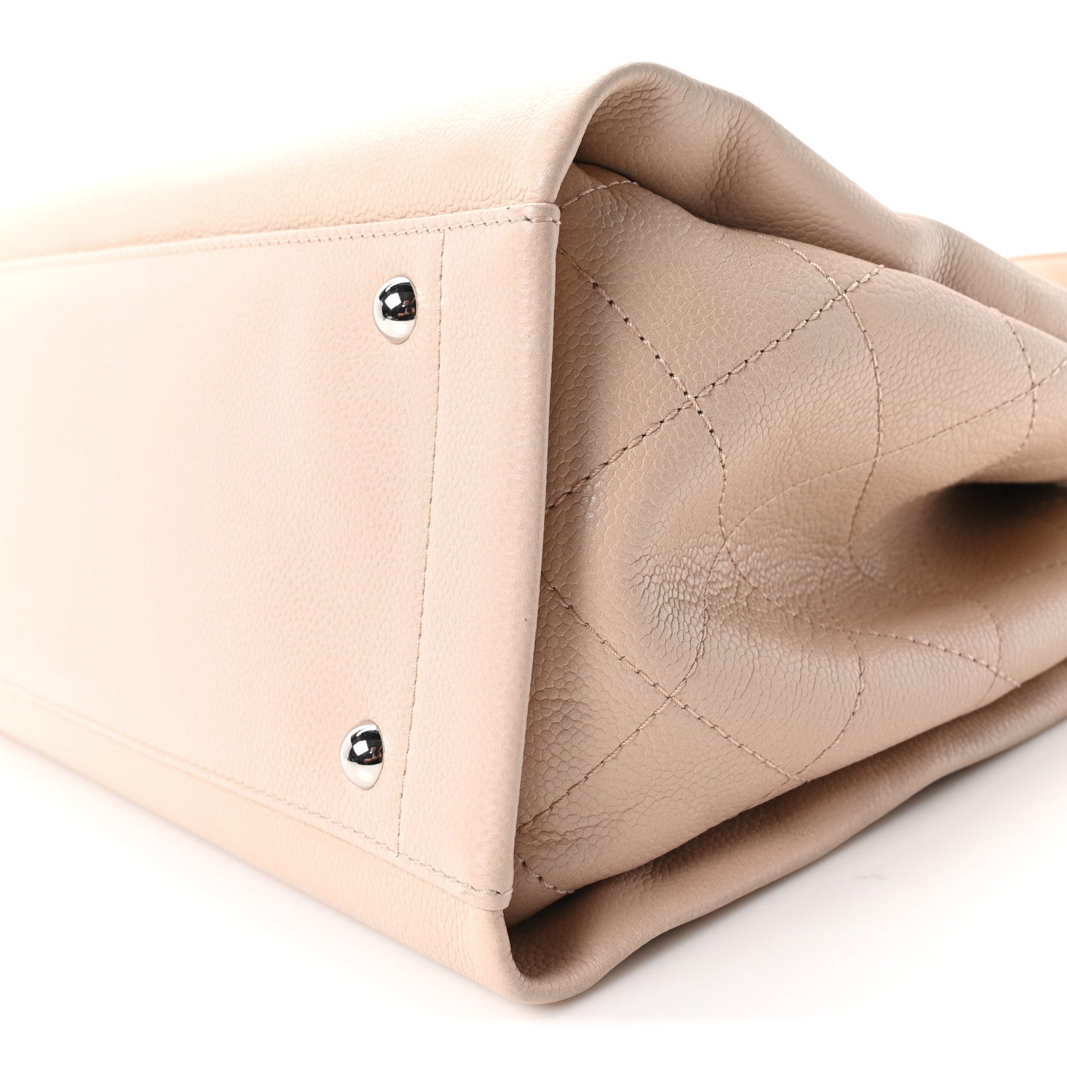 Caviar CC Tote Beige