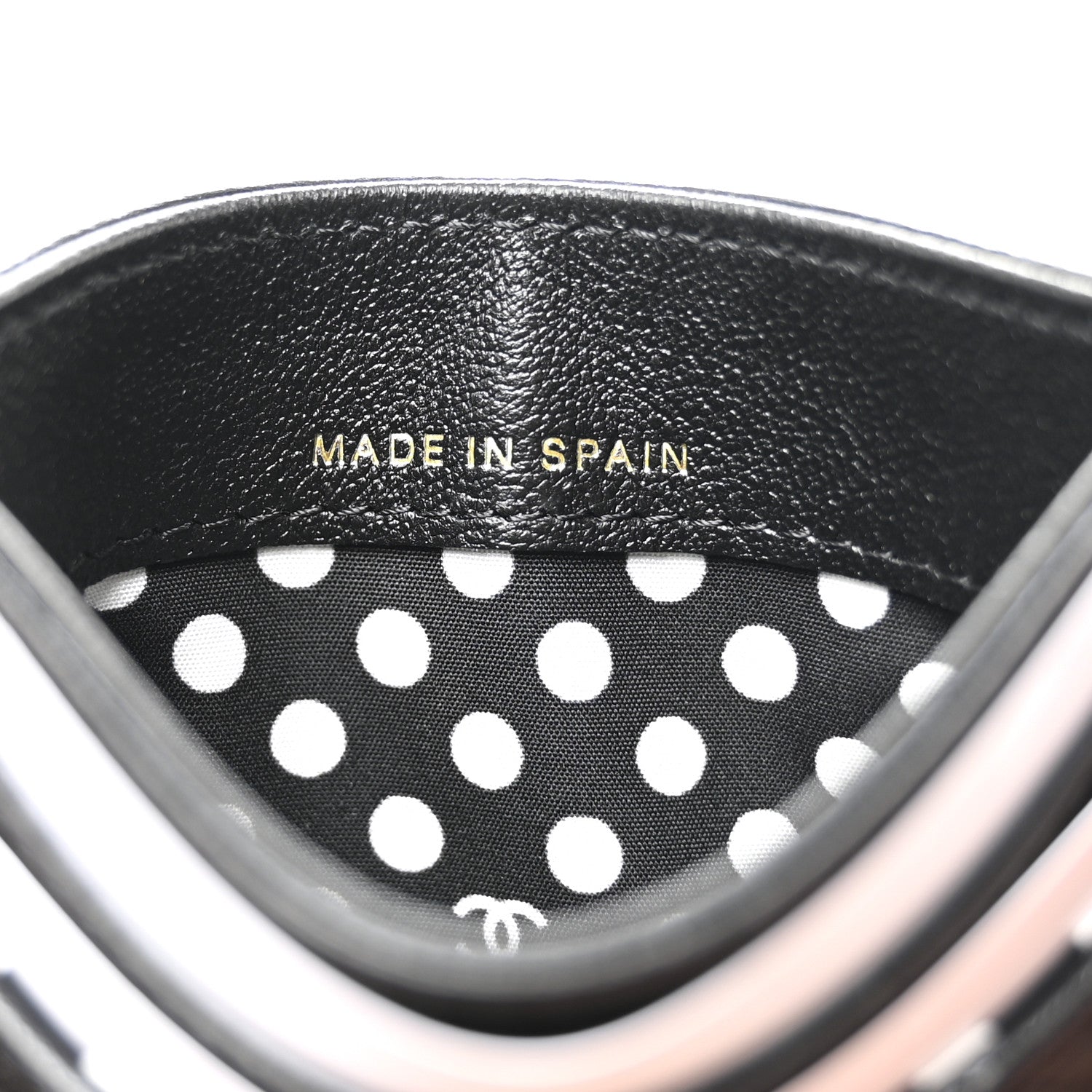 Lambskin Quilted Pearl CC Chanel Card Holder Black