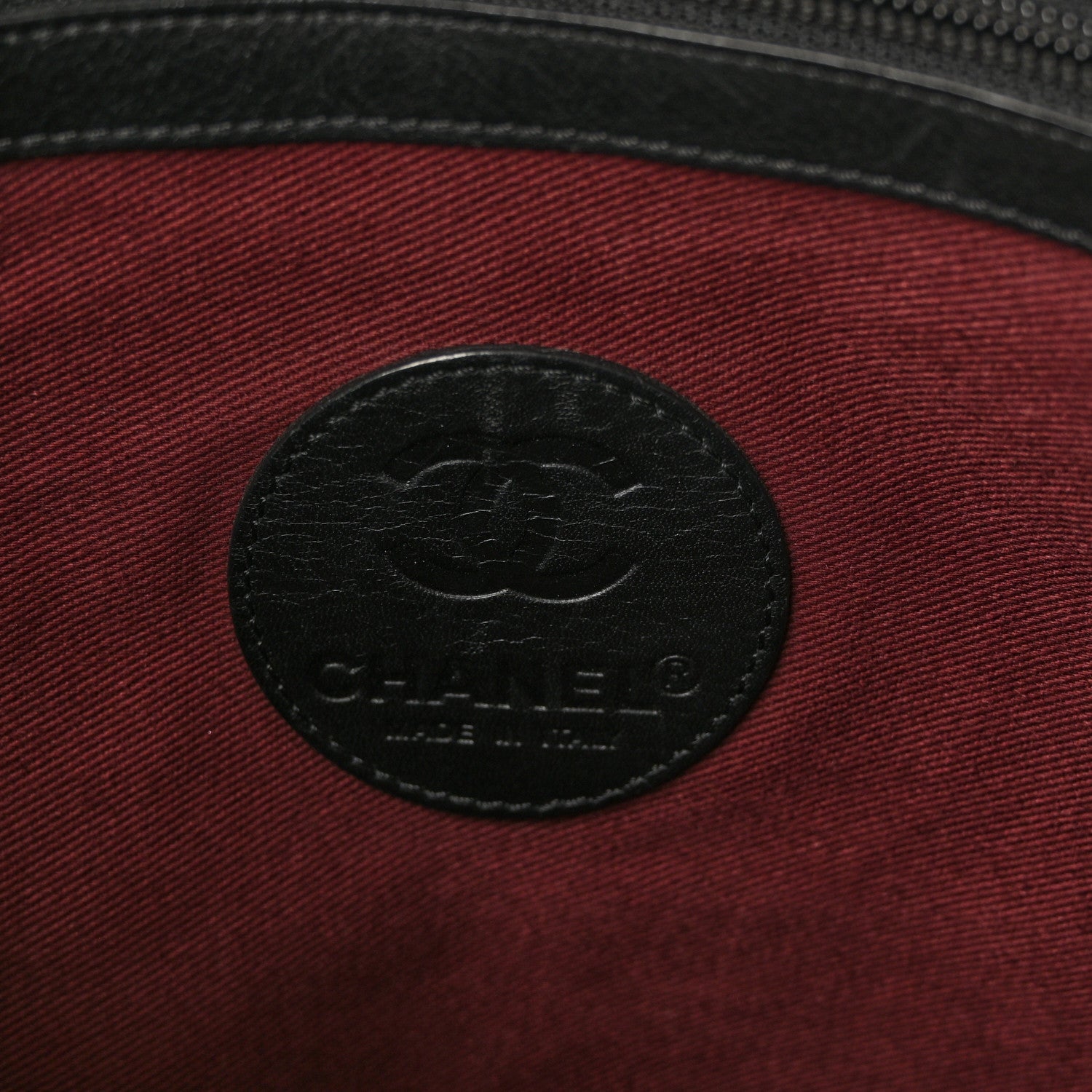 Coated Canvas Quilted Large Garment Travel Bag Black