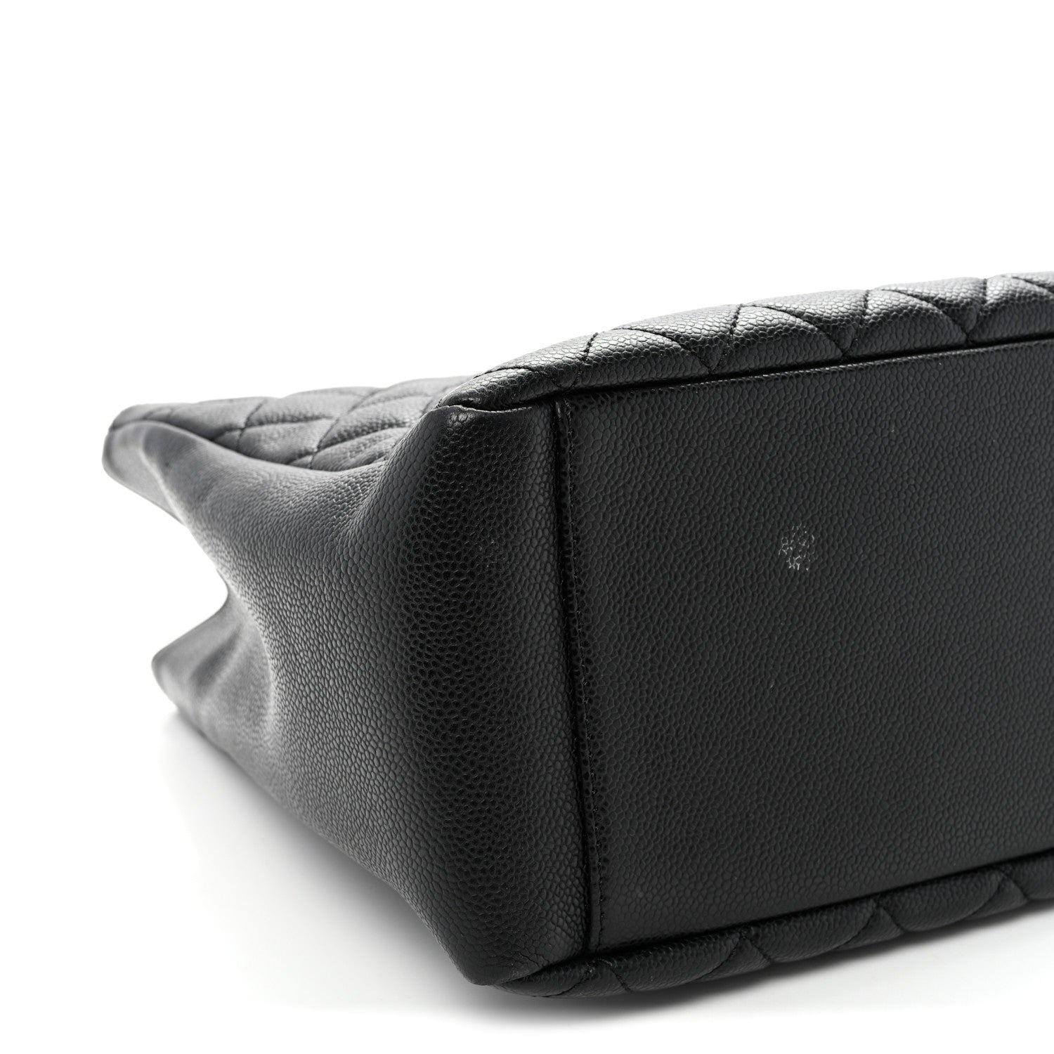 Caviar Quilted Grand Shopping Tote GST Black
