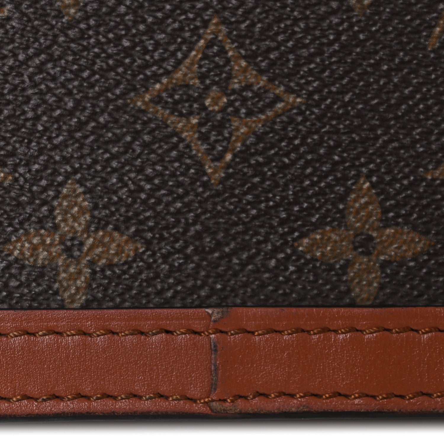 Reverse Monogram Dauphine MM