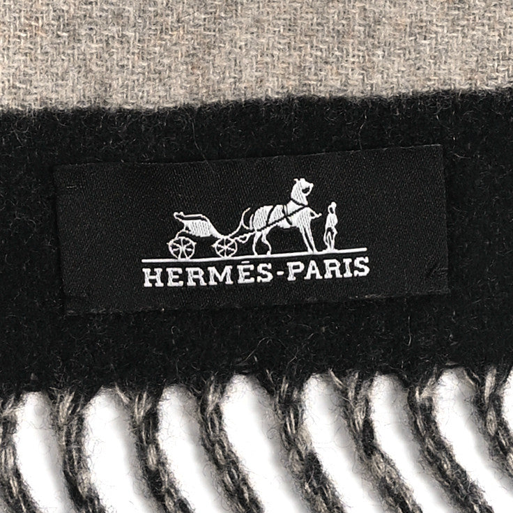 Cashmere Casaque Love Story Muffler Black Beige Chine