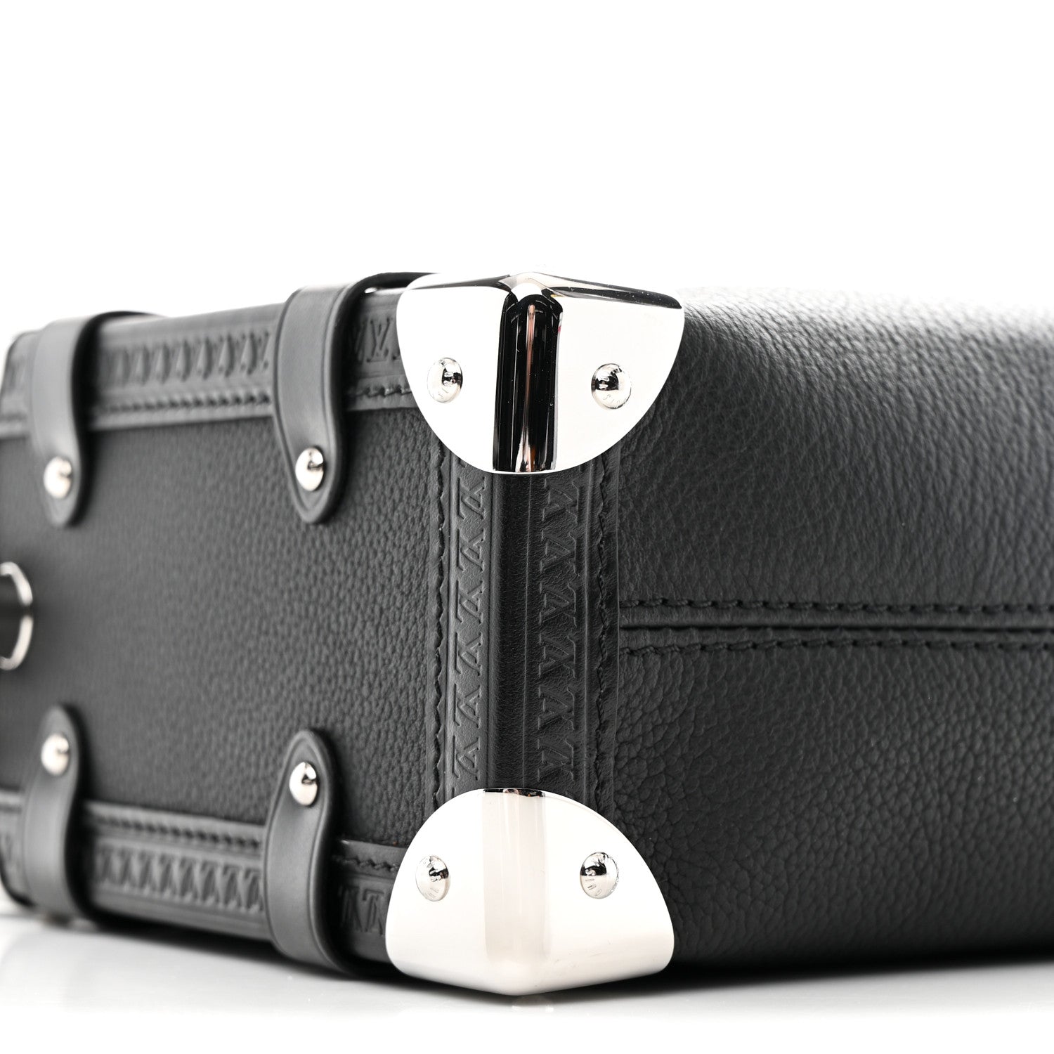 Calfskin Side Trunk MM Black