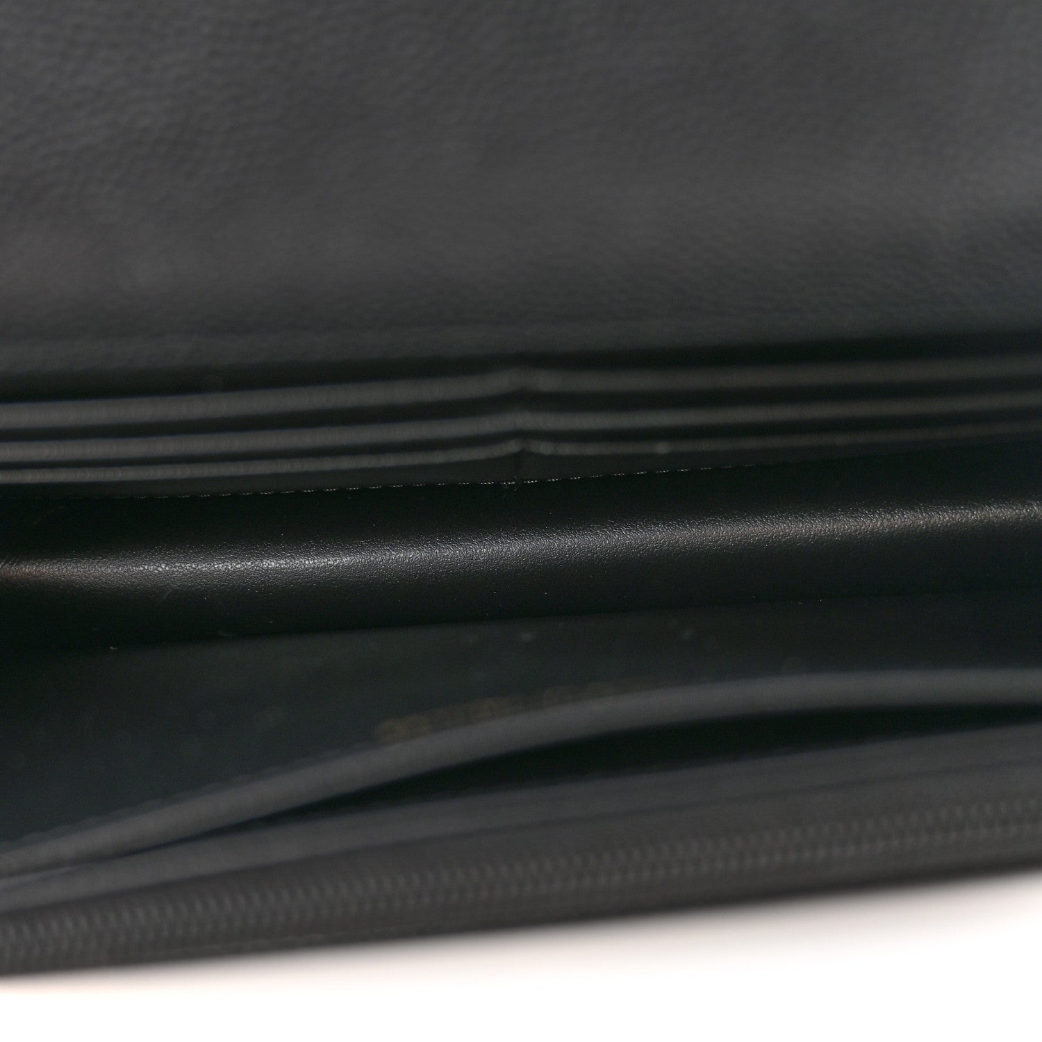 Shiny Caviar Quilted Turnlock Top Handle Wallet On Chain WOC Black
