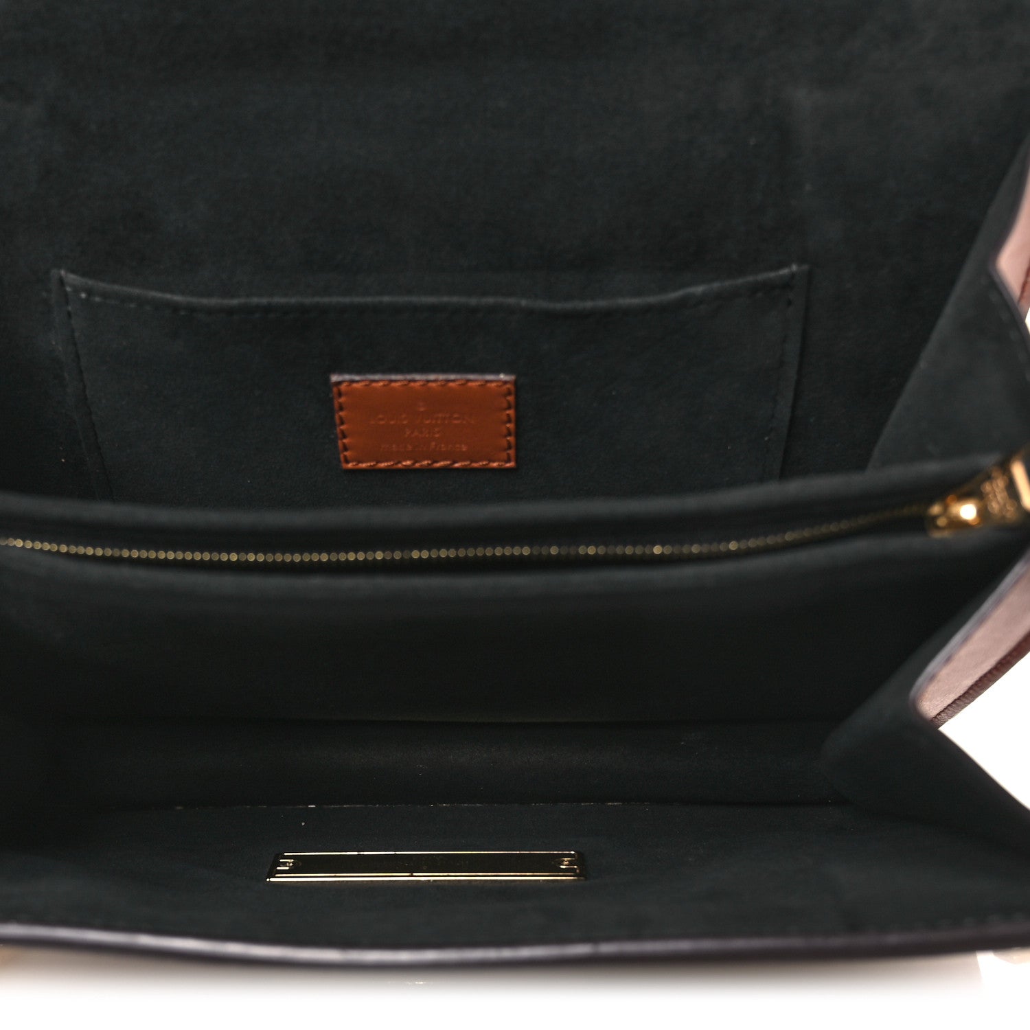 Reverse Monogram Dauphine MM