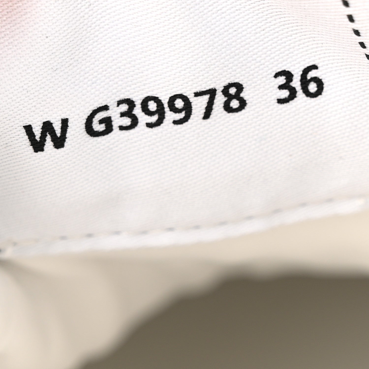 Calfskin Patent Womens CC Sneakers 36 White Burgundy Beige