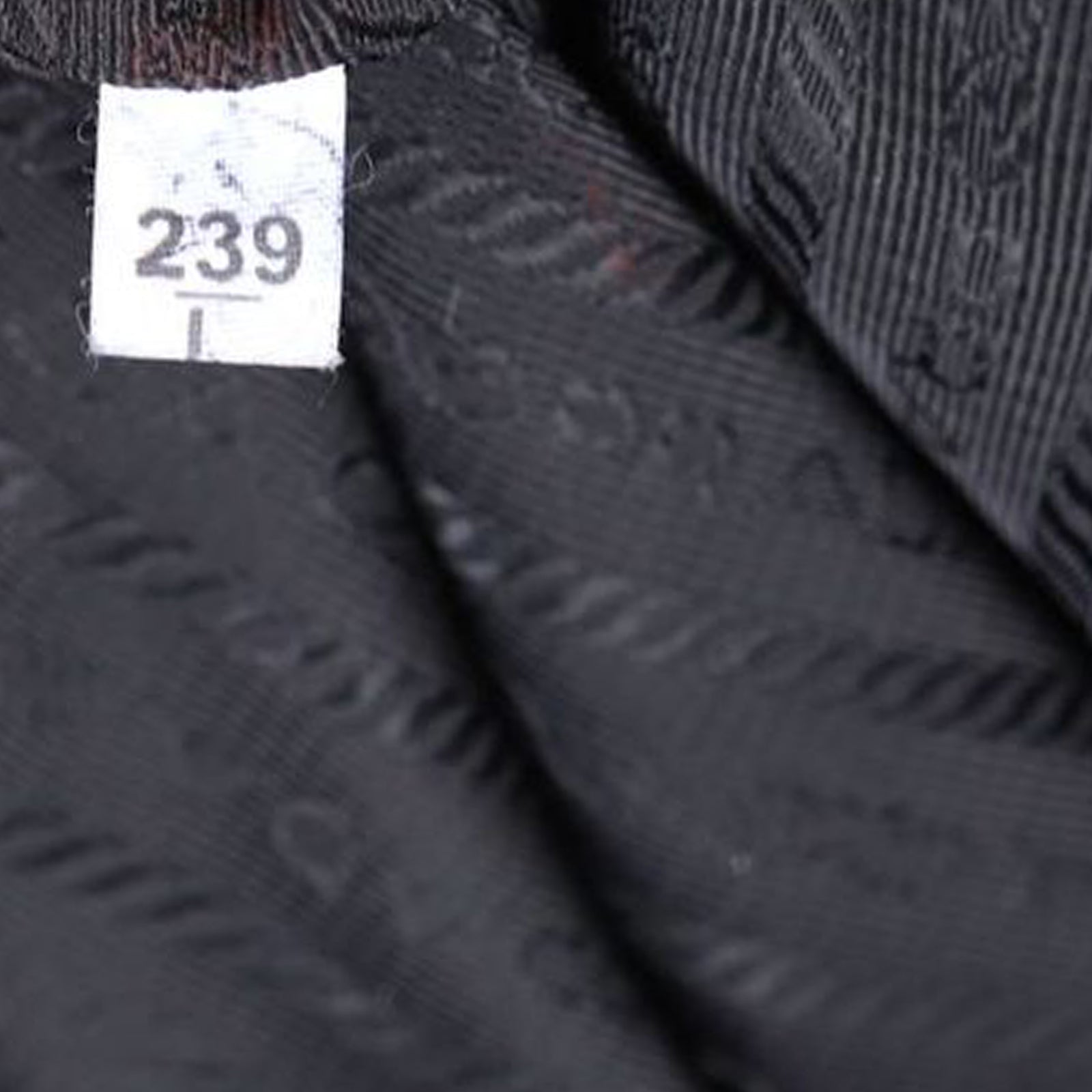 Prada Vitello Daino Hobo