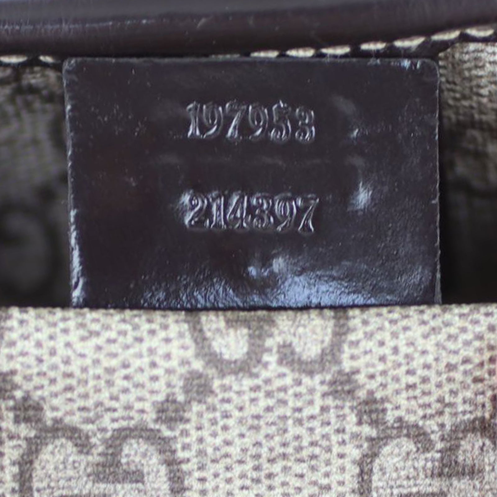 Gucci GG Supreme Tattoo Hearts Joy Tote Medium