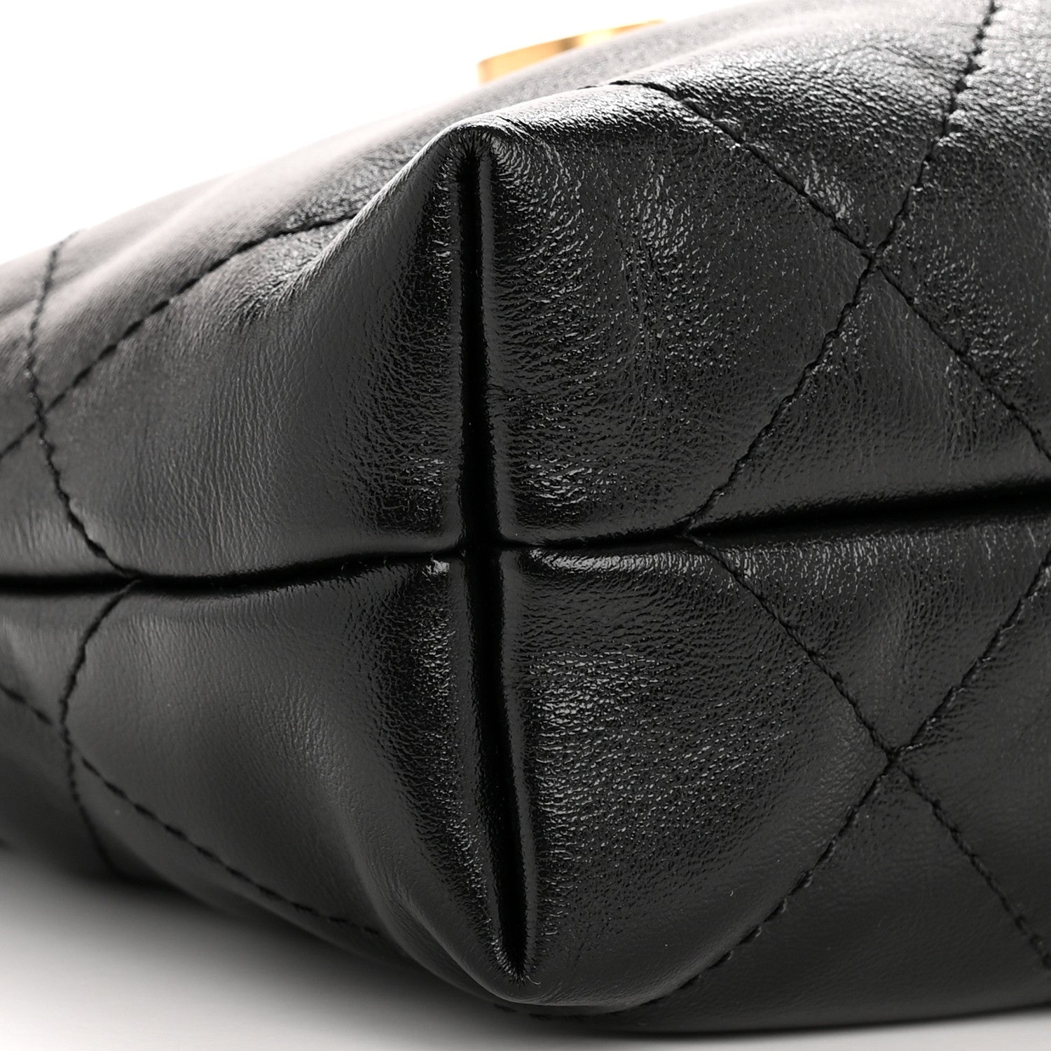Shiny Calfskin Quilted Mini Chanel 22 Black