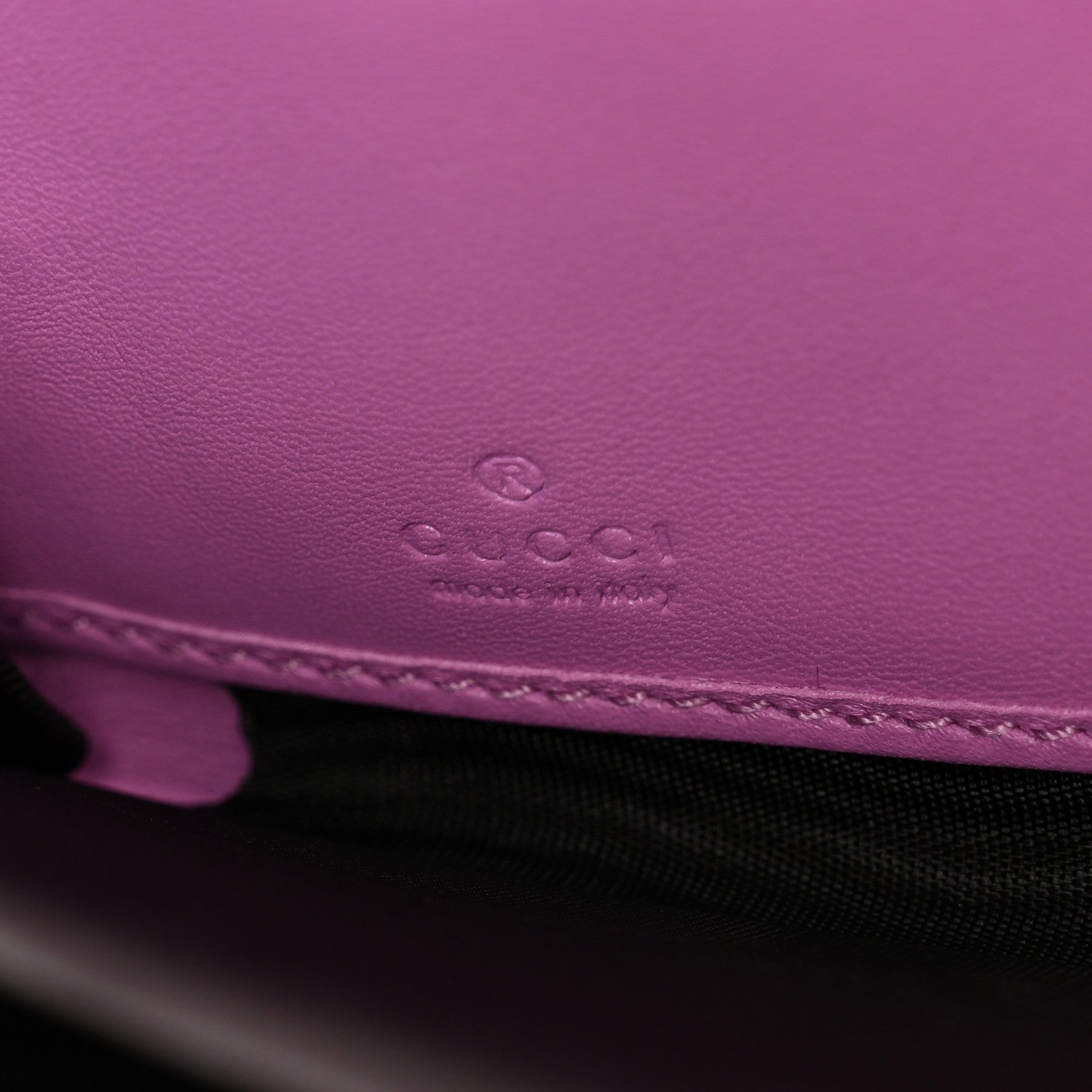 Calfskin Matelasse GG Marmont Zip Around Wallet Pink