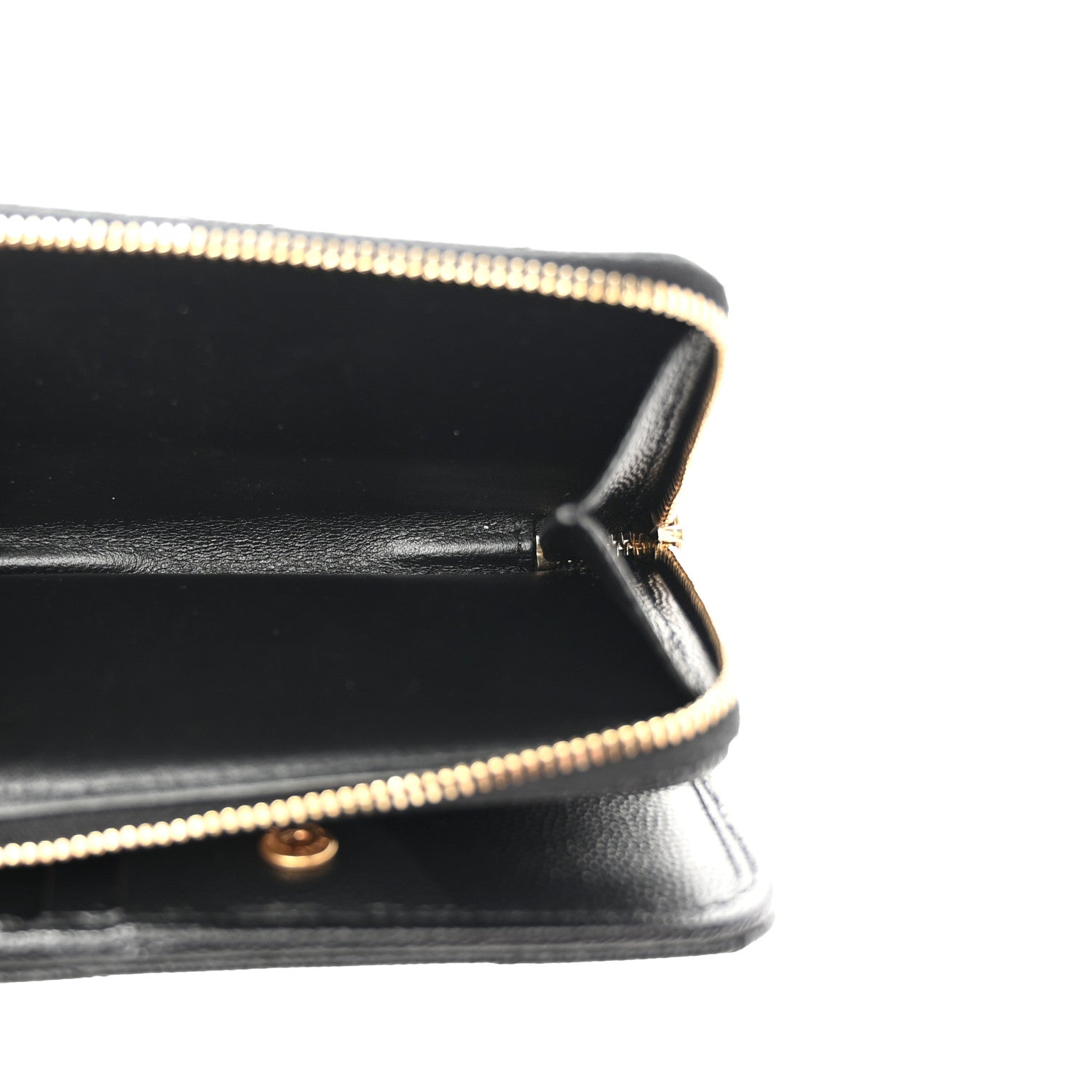 Grain De Poudre Matelasse Chevron Monogram Compact Zip Around Wallet Black