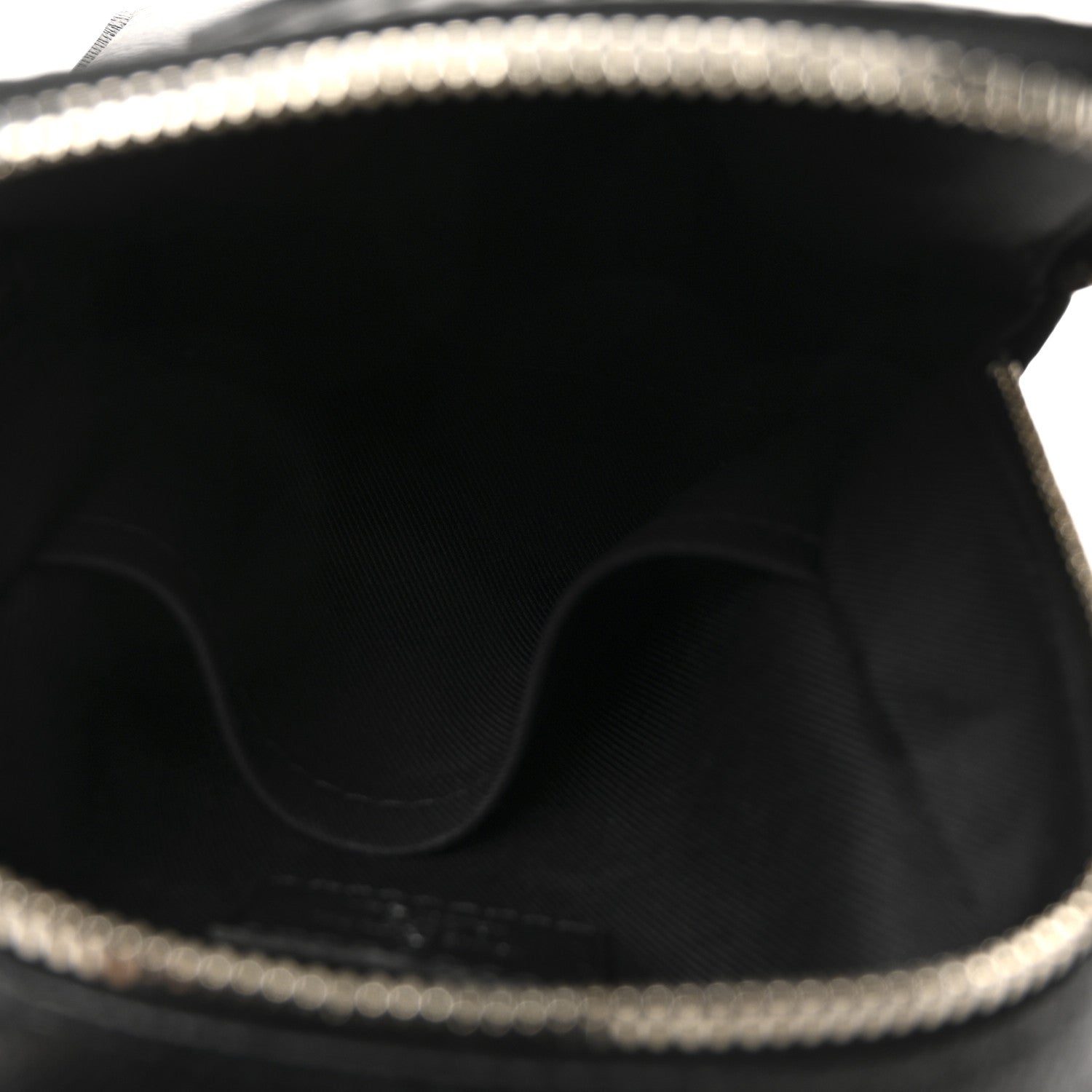 Taigarama Outdoor Slingbag Black