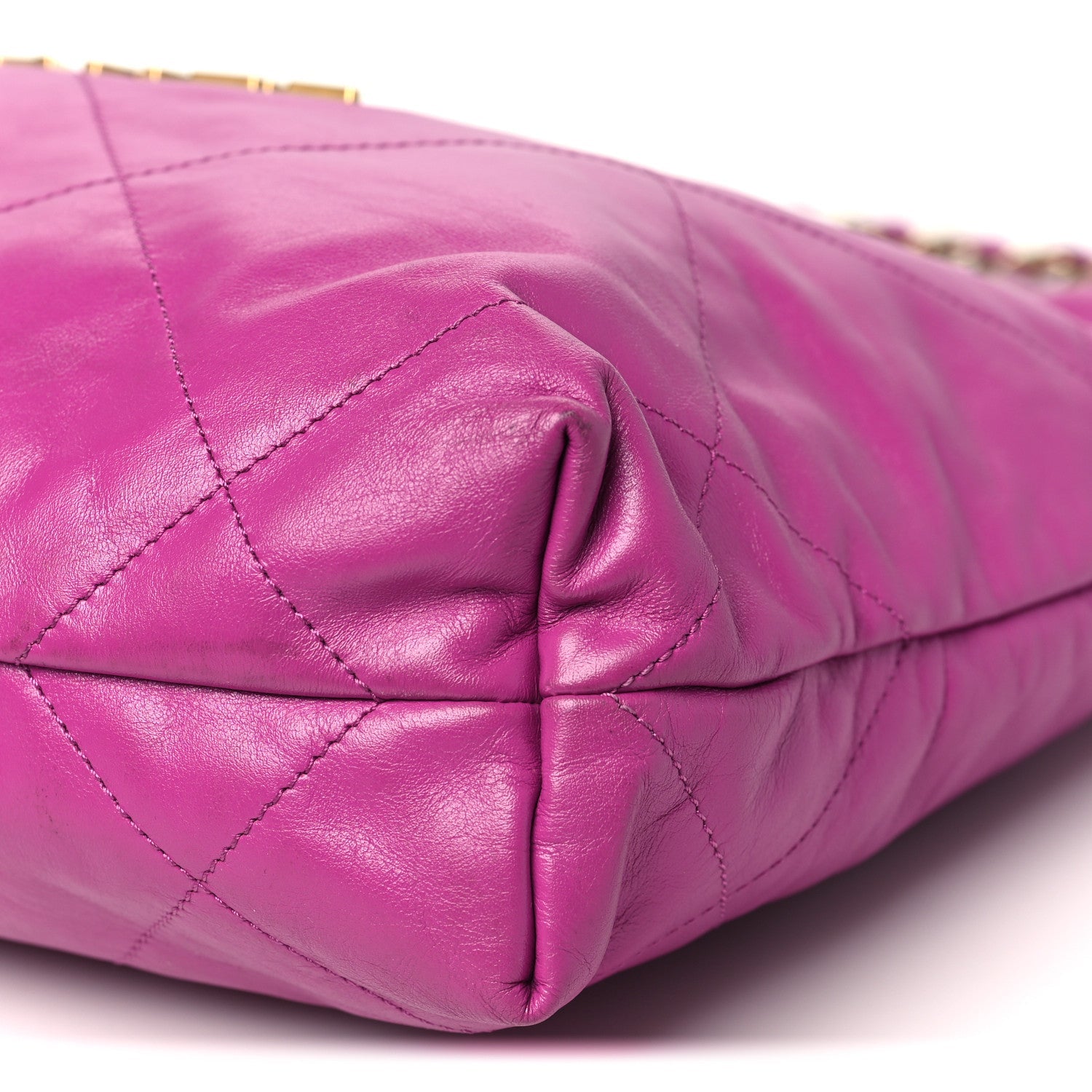 Shiny Calfskin Quilted Small Chanel 22 Fuchsia