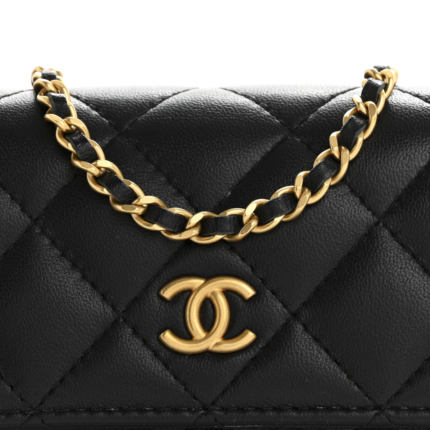 Lambskin Enamel Quilted Coco Hearts Clutch With Chain Black