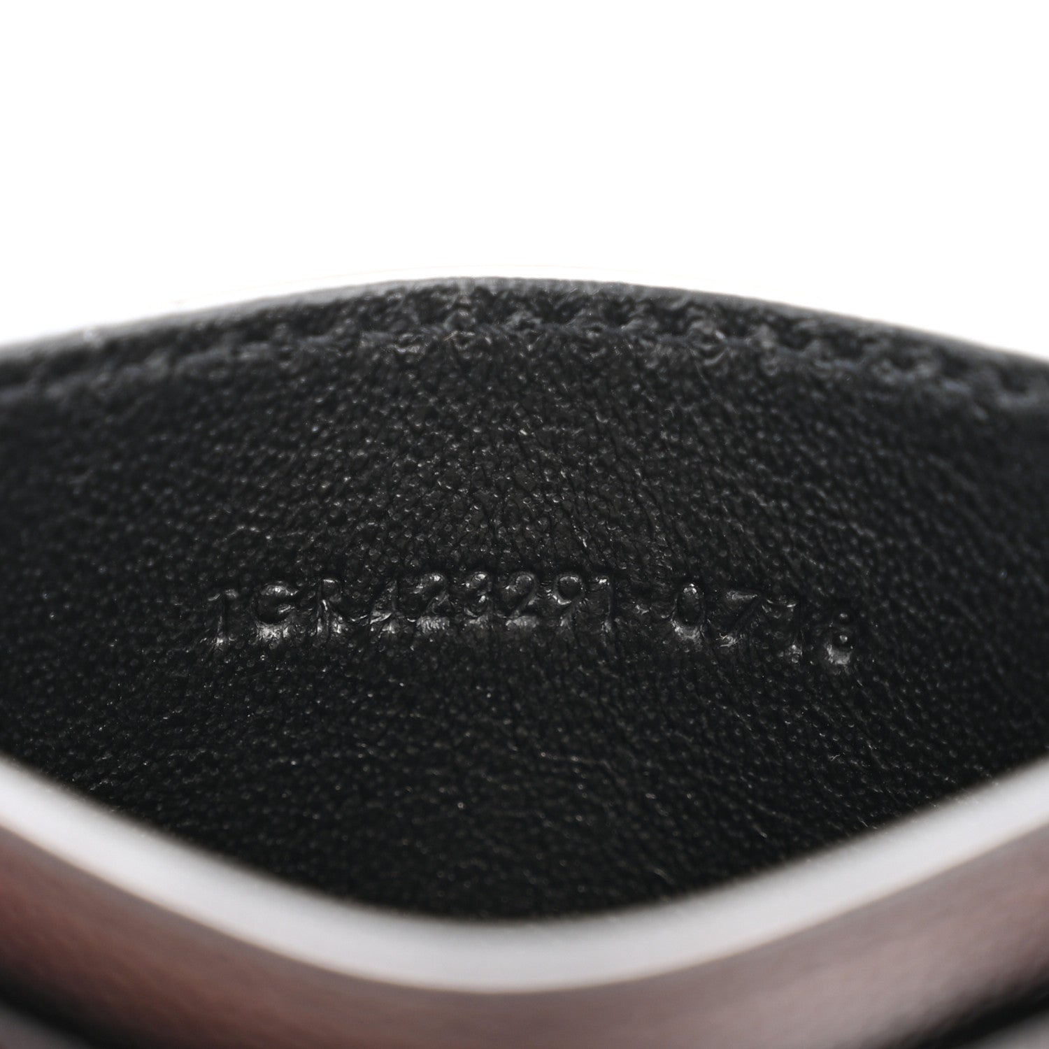 Grain De Poudre Matelasse Chevron Monogram Credit Card Case Black