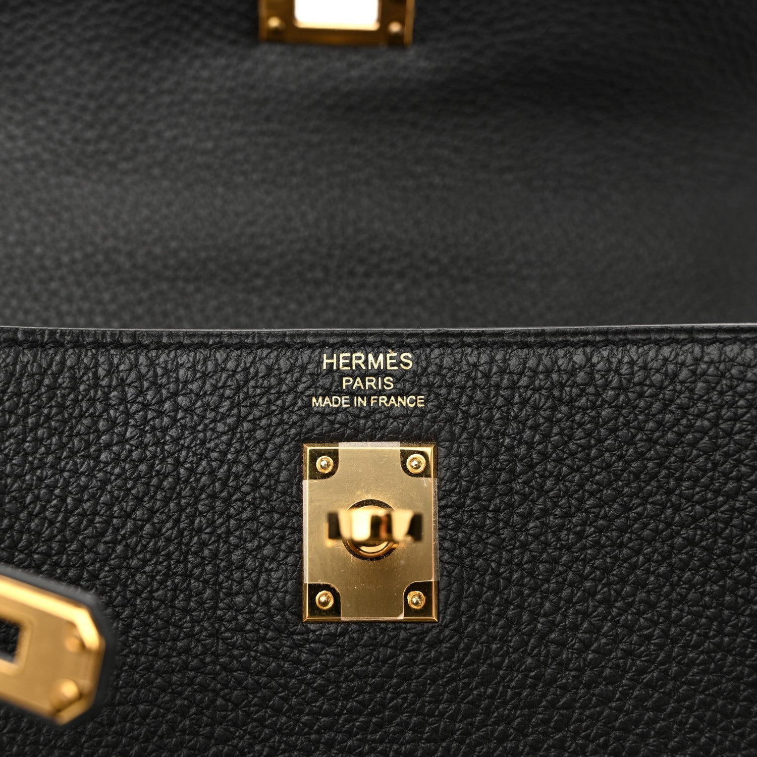 Togo Kelly Retourne 25 Black