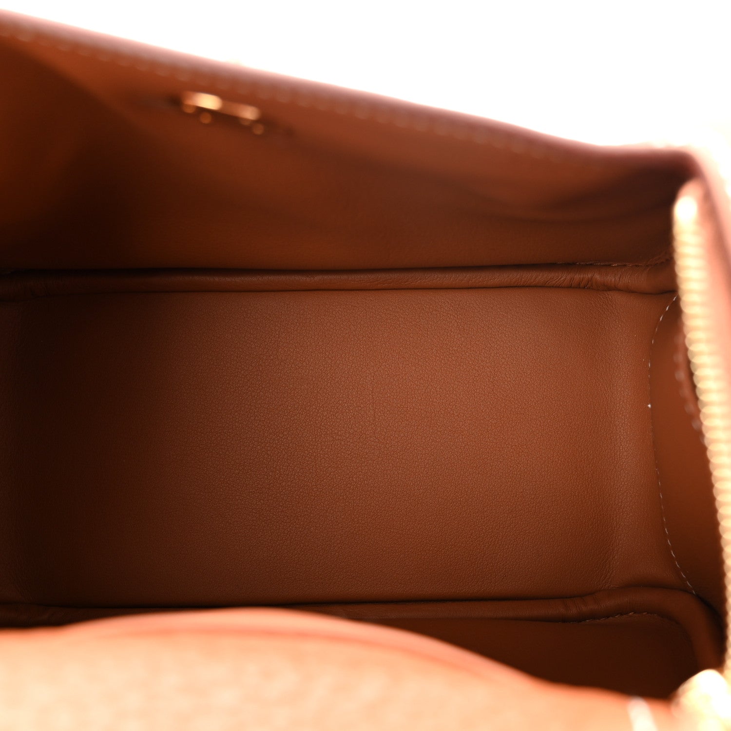 Taurillon Clemence Mini Lindy 20 Gold