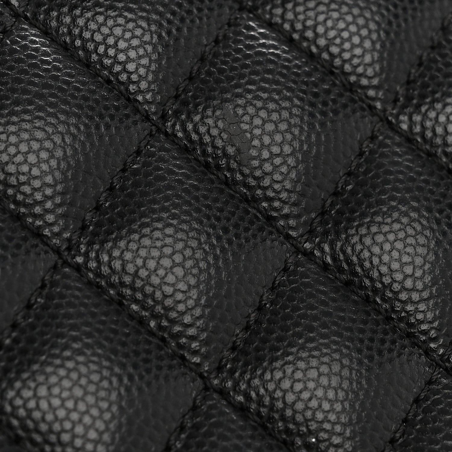 Caviar Quilted Large Boy Flap Black