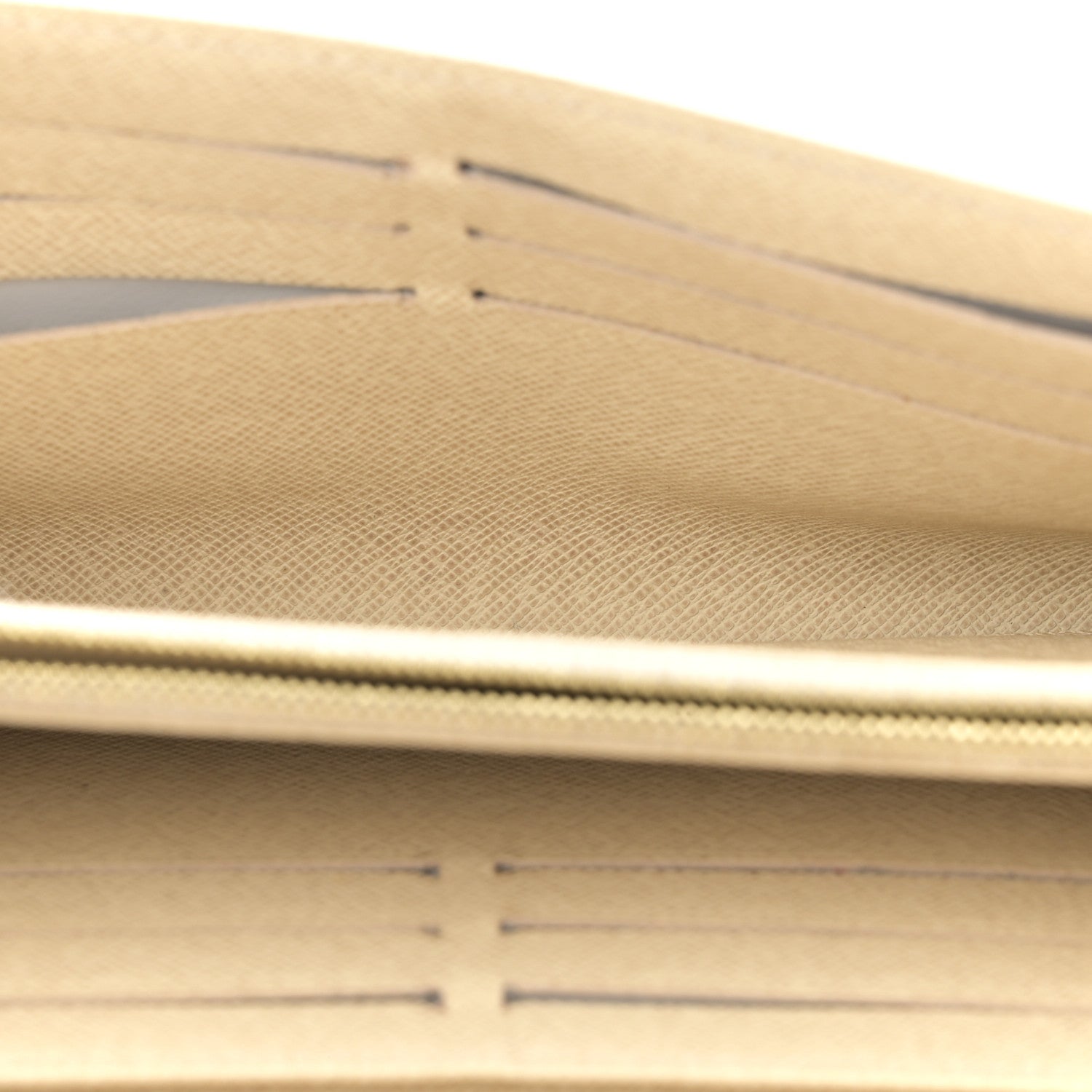 Damier Azur Sarah Wallet NM