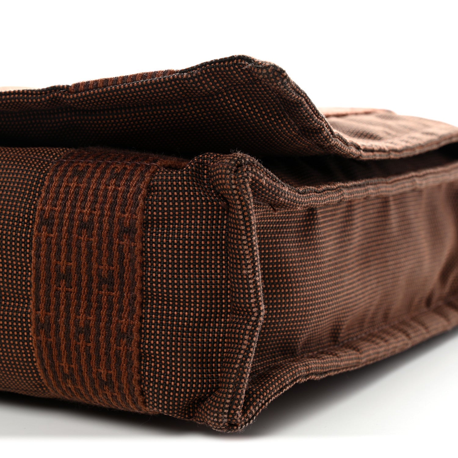 Canvas Herline Messenger Bag Brown