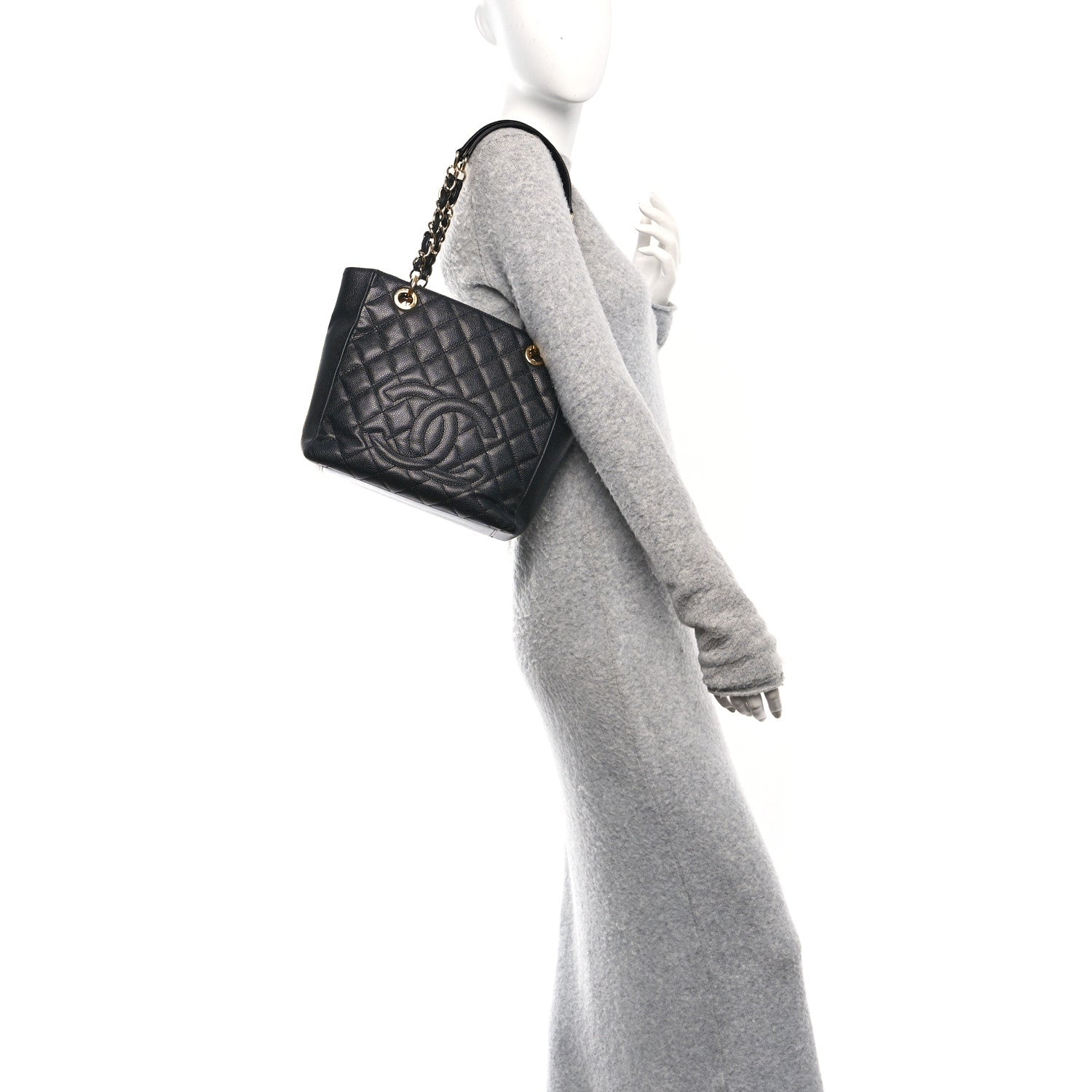 Caviar Quilted Petit Shopping Tote PST Black