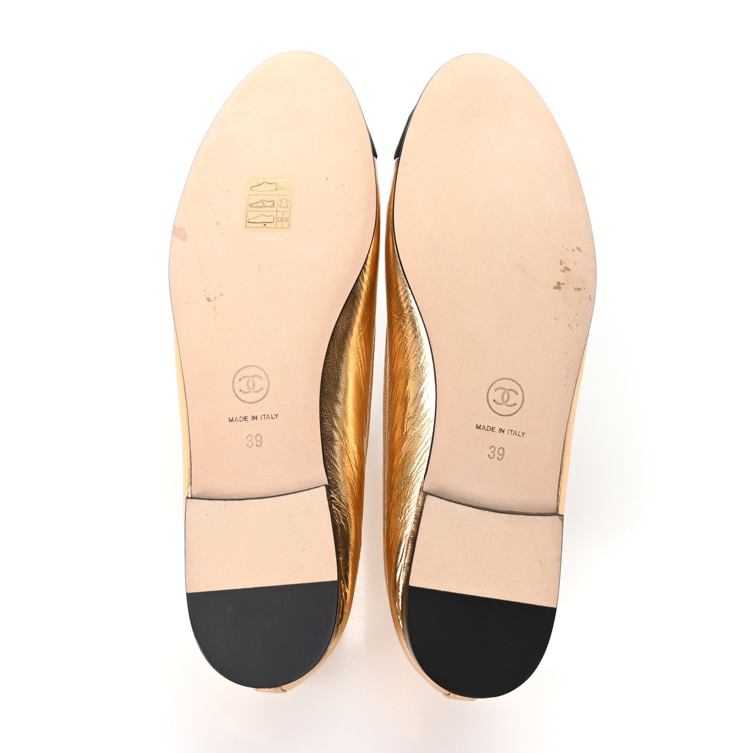 Laminated Crumpled Lambskin Grosgrain Cap Toe CC Ballerina Flats 39 Gold Black