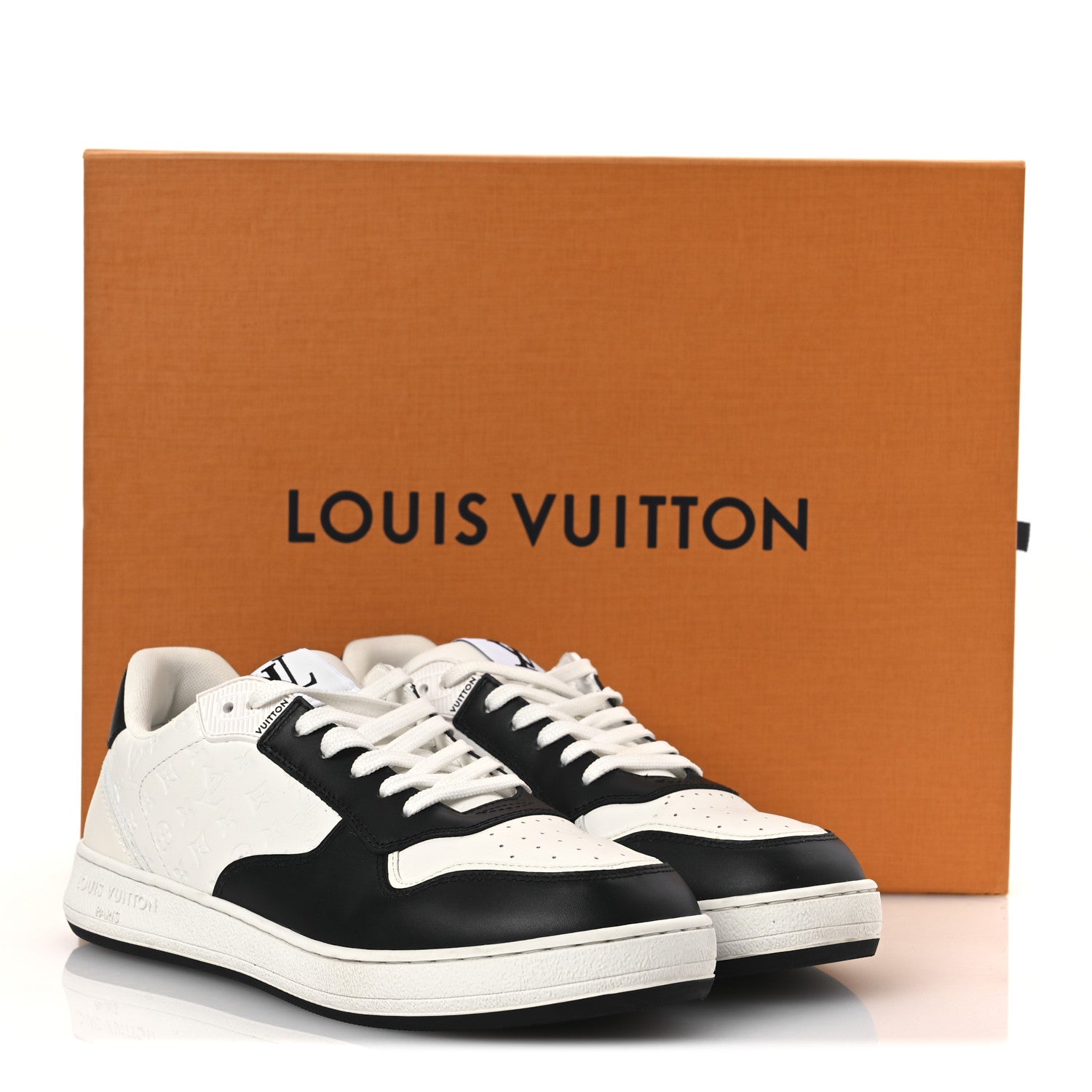 Calfskin Monogram LV Stadium Sneaker 38 White Black