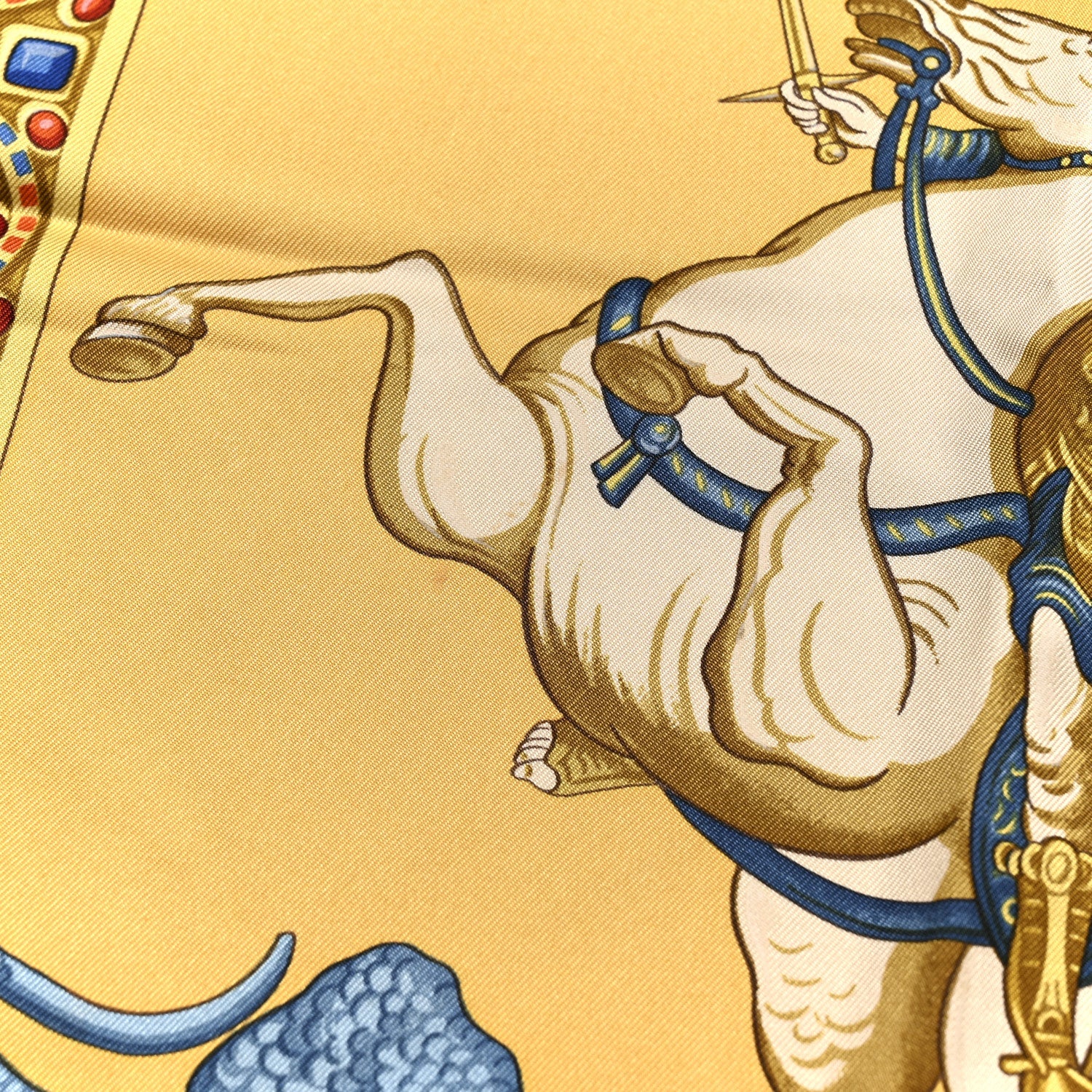 Silk Le Triomphe Du Paladin Scarf 90