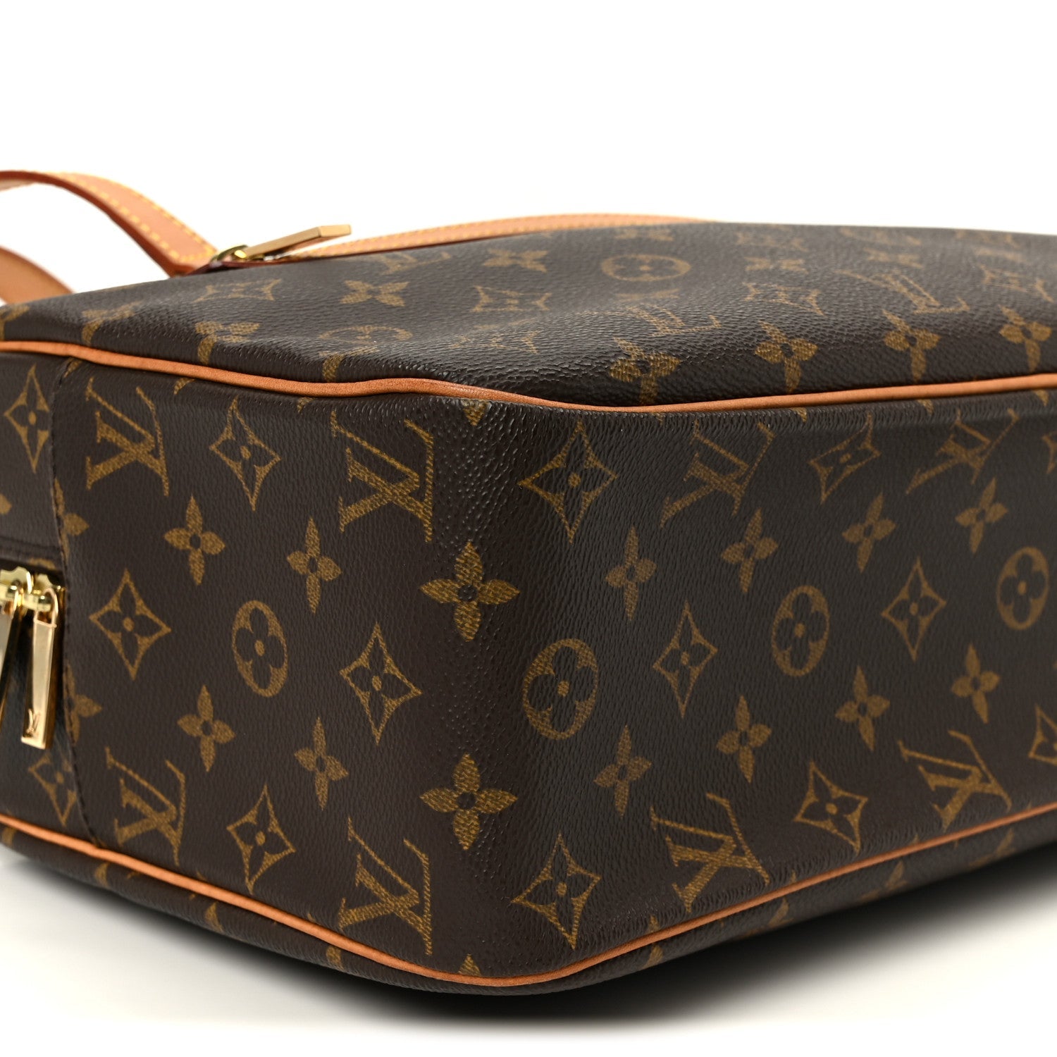 Monogram Cite GM