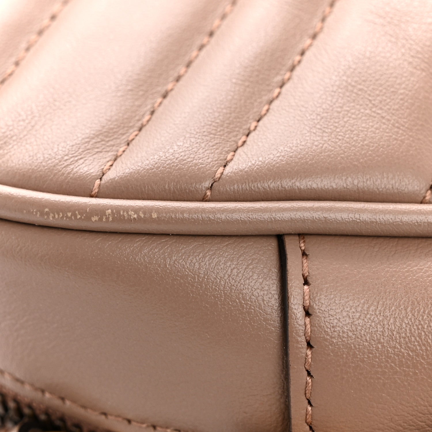 Calfskin Matelasse Small GG Marmont Chain Shoulder Bag Porcelain Rose