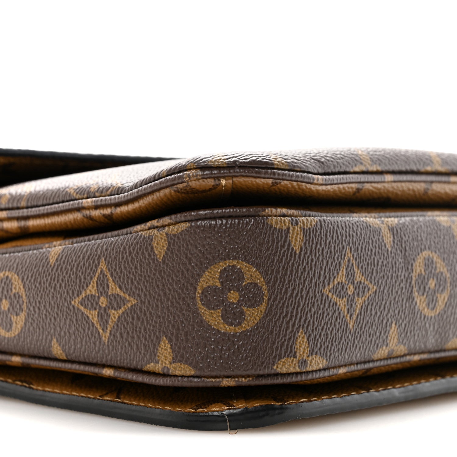 Reverse Monogram Pochette Metis