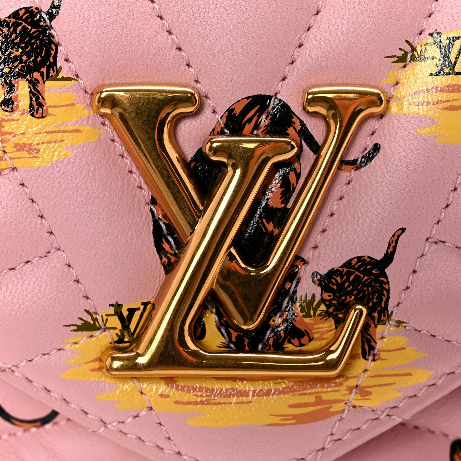 Calfskin Leopard Print New Wave Chain PM Light Pink