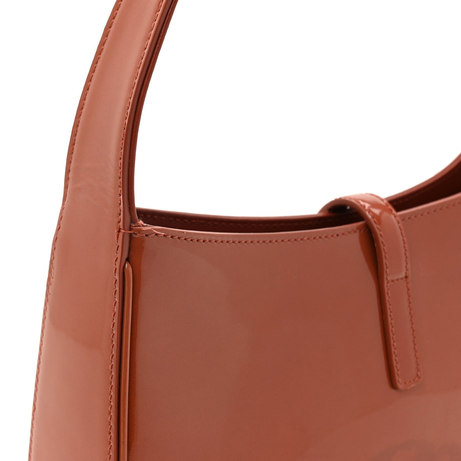 Patent Le 5 A 7 Hobo Mild Rose