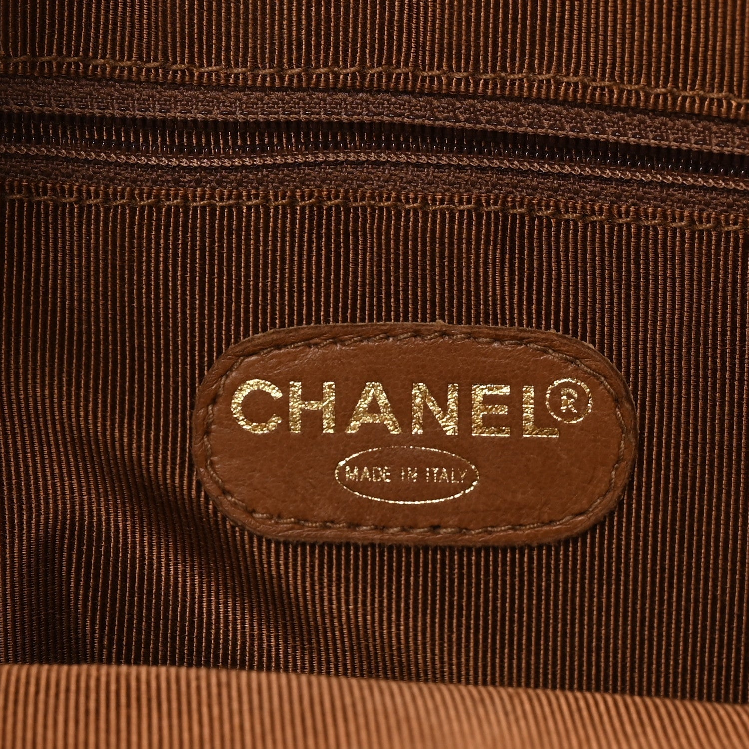 Caviar CC Shoulder Bag Brown