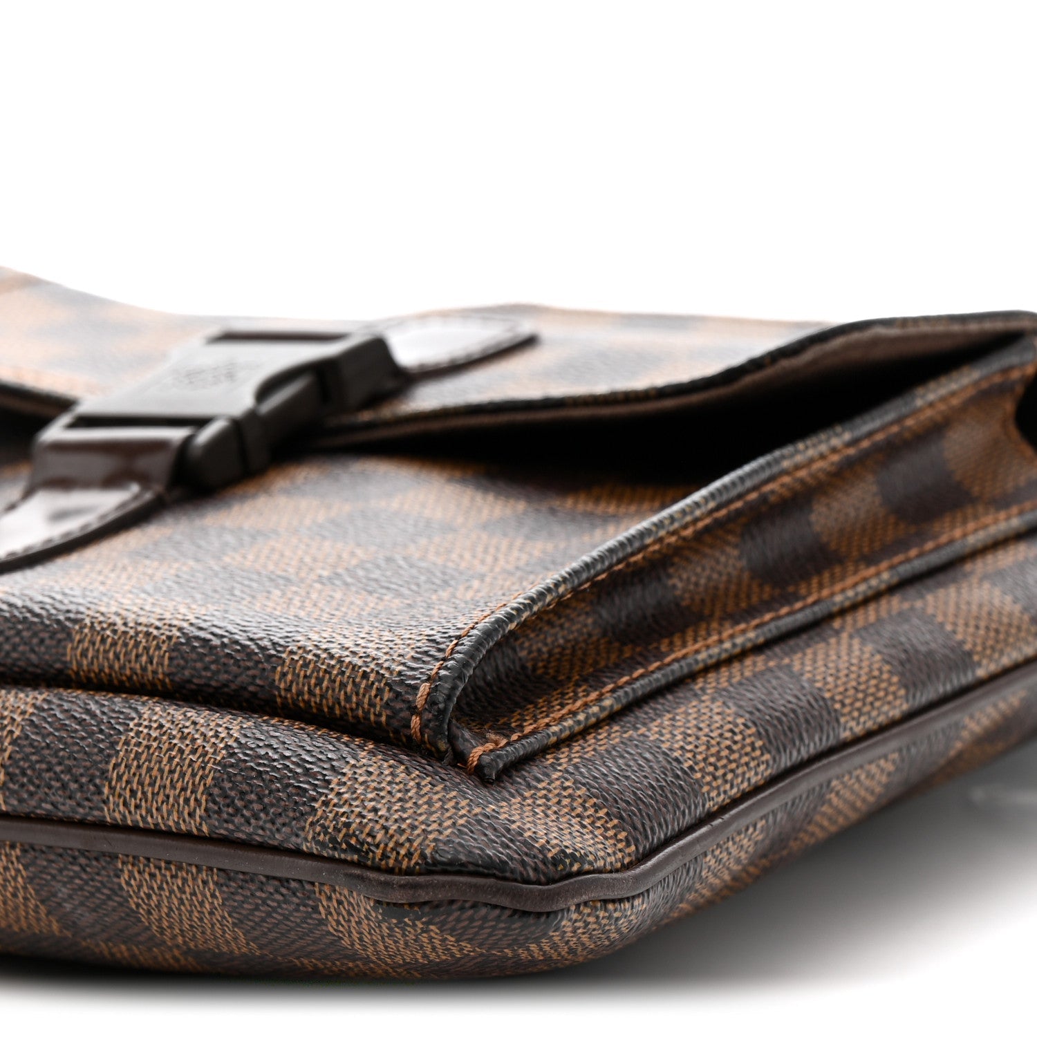 Damier Ebene Pochette Melville