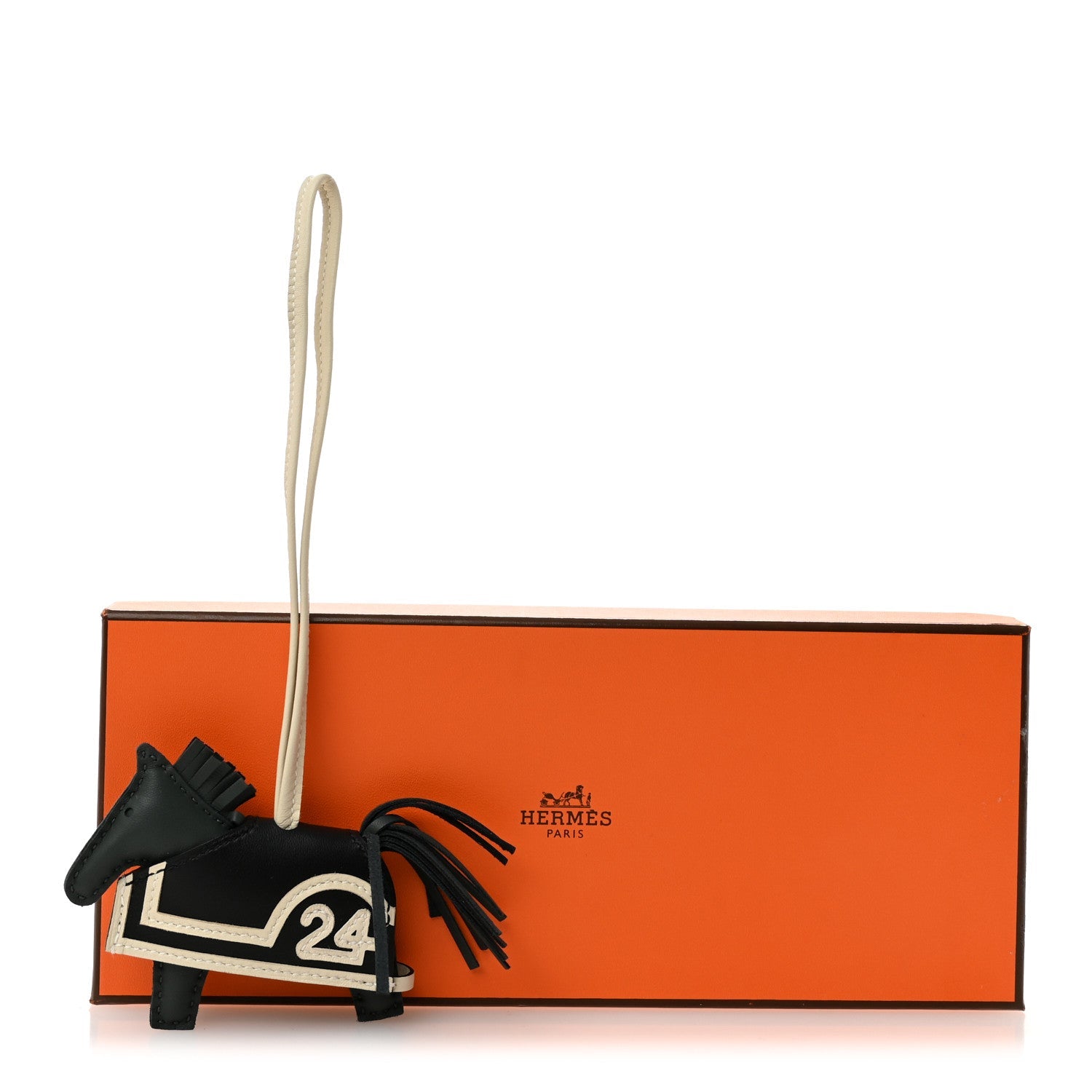 Milo Lambskin Grigri Rodeo Robeo Ceur Bag 24 Charm PM Vert Mangrove Black Craie