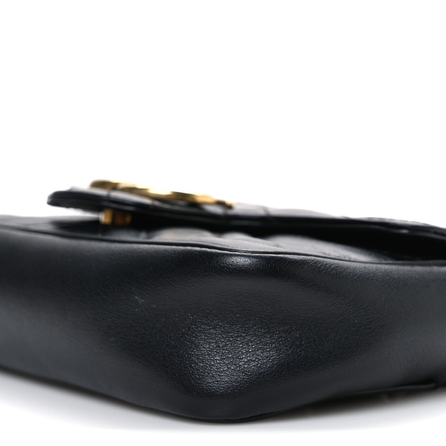 Calfskin Matelasse Super Mini GG Marmont Shoulder Bag Black