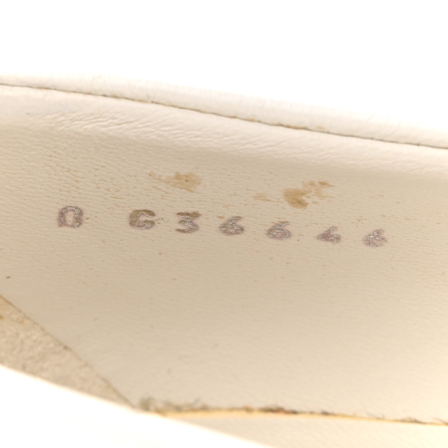 Shiny Lambskin Quilted CC Turnlock Loafers 40 White