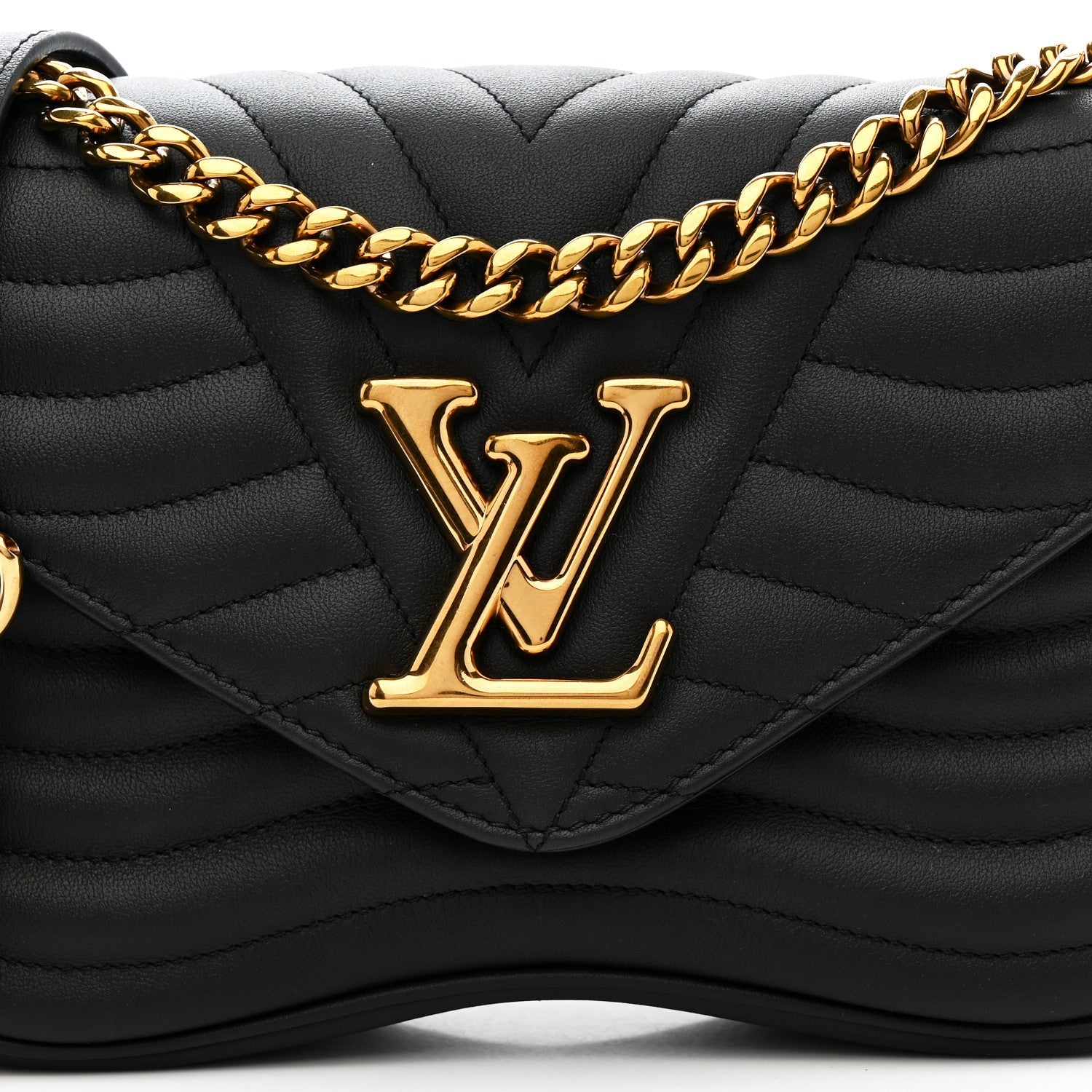 Calfskin New Wave Chain MM Black